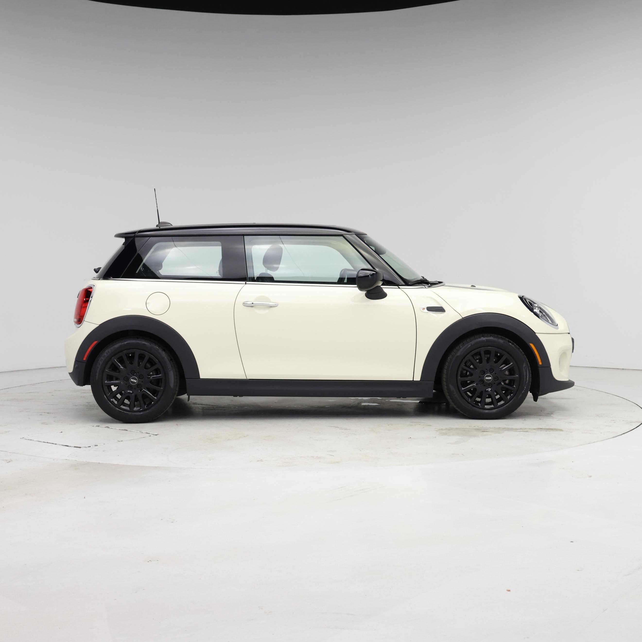 Thumbnail: 2021 MINI Cooper Hardtop - 7