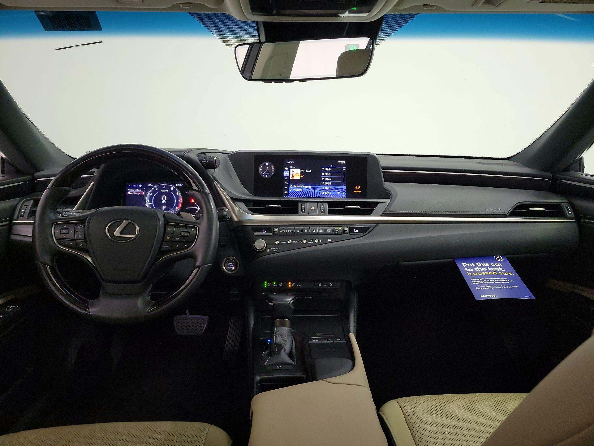 Thumbnail: 2021 Lexus ES - 9