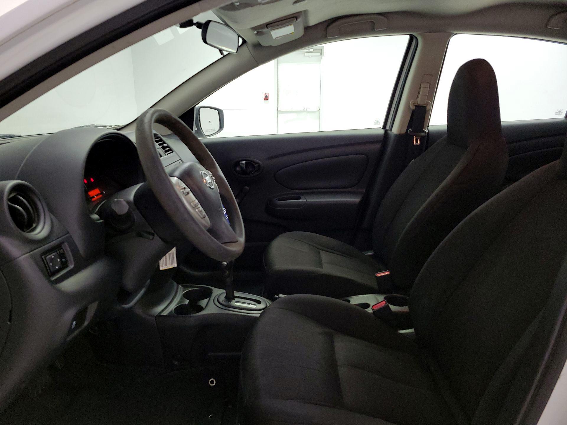 Thumbnail: 2016 Nissan Versa - 11