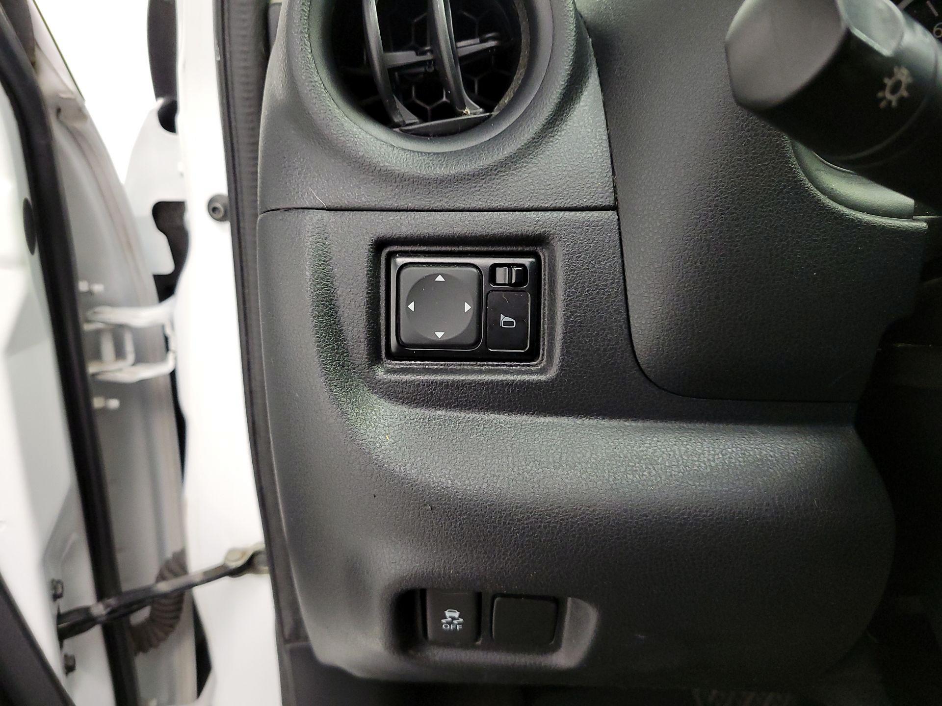 Thumbnail: 2016 Nissan Versa - 13