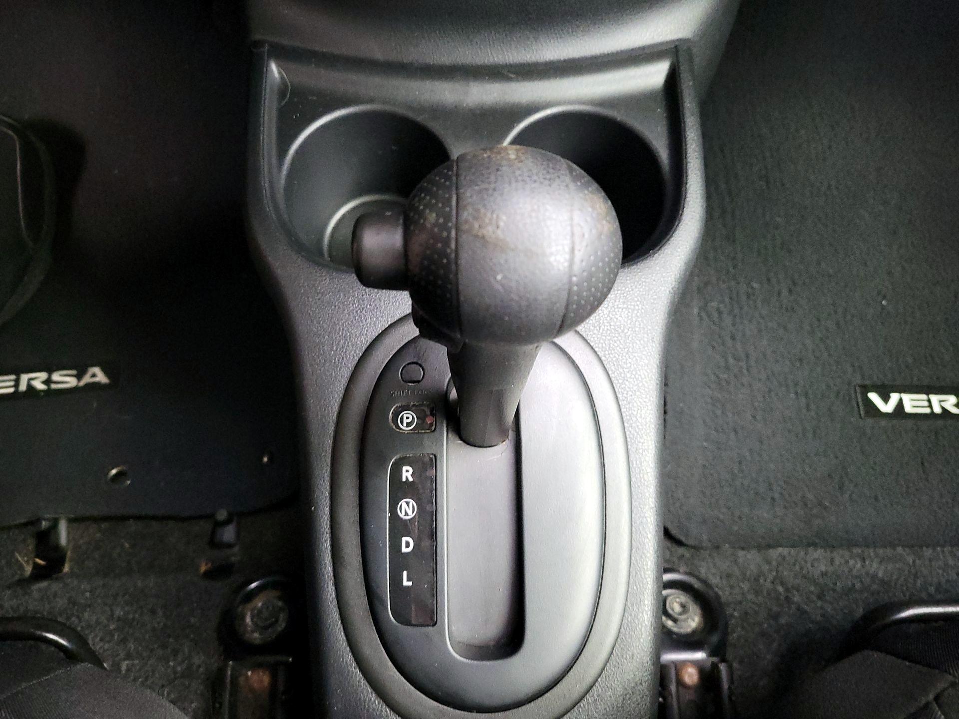 Thumbnail: 2016 Nissan Versa - 16