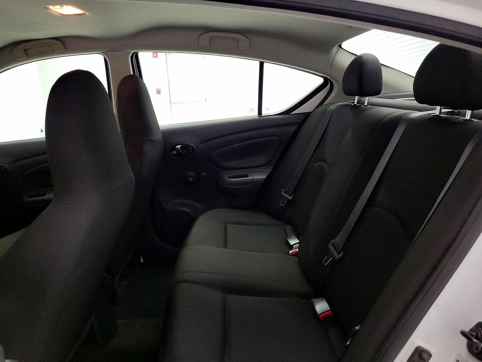 Thumbnail: 2016 Nissan Versa - 18