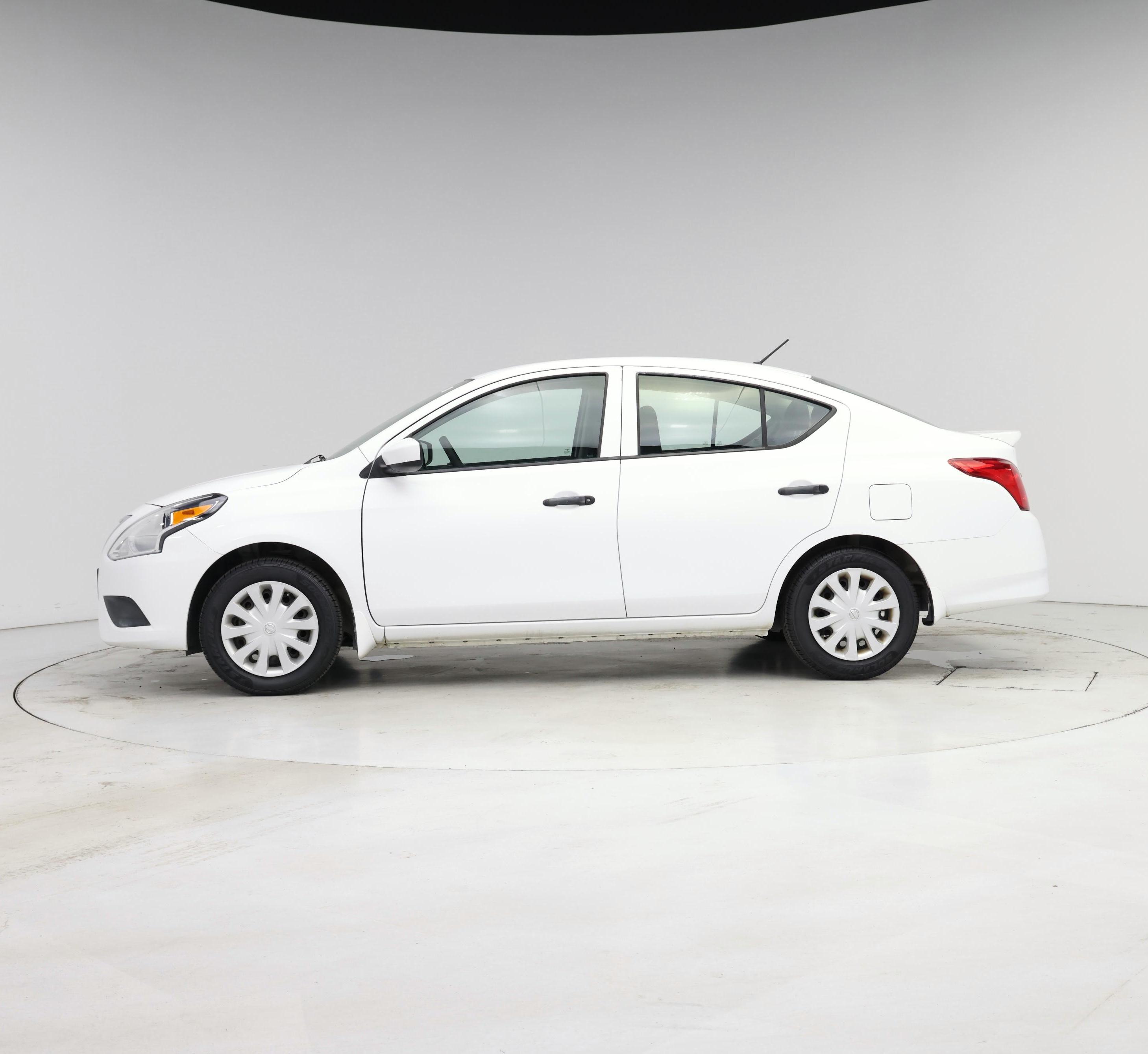 Thumbnail: 2016 Nissan Versa - 3