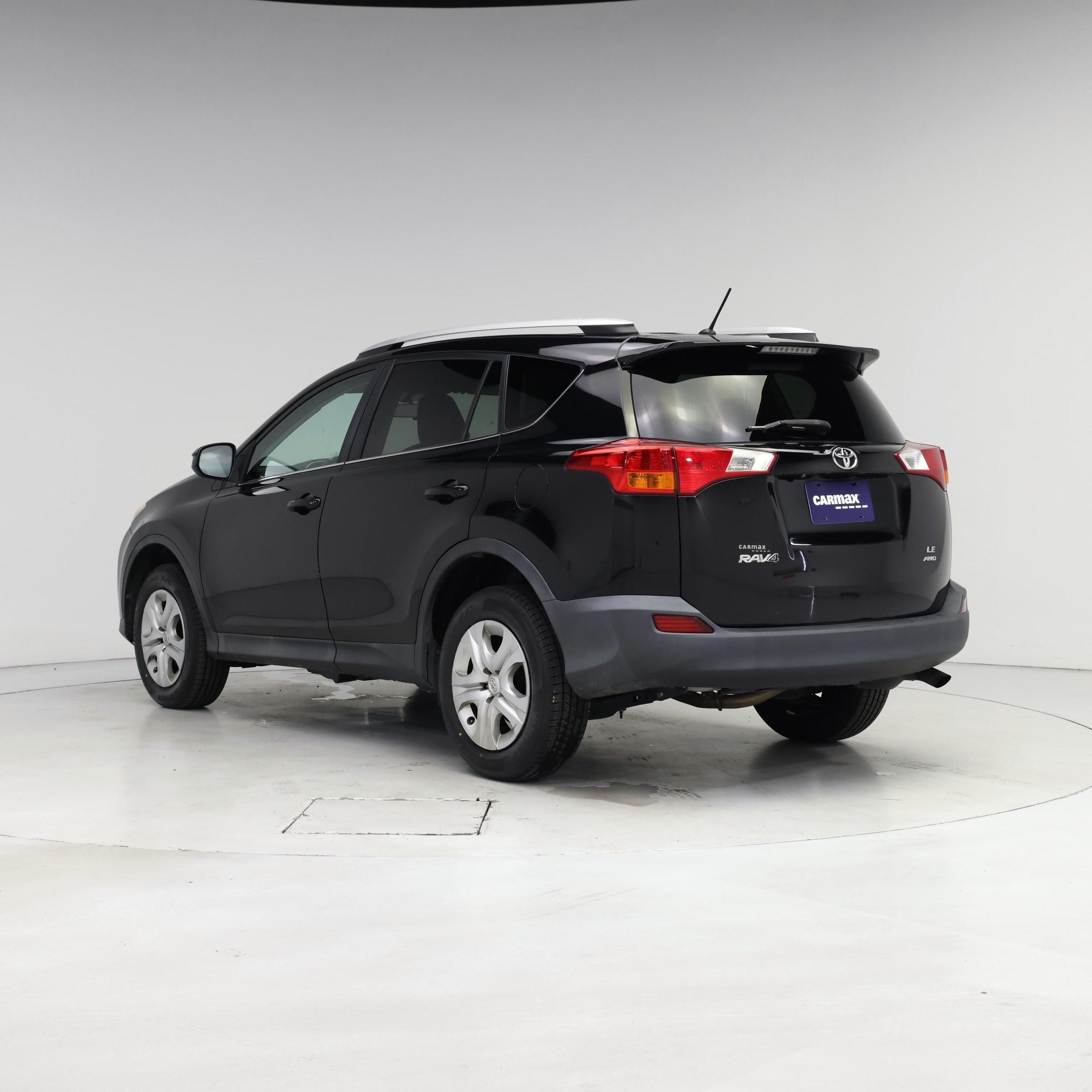 Thumbnail: 2015 Toyota RAV4 - 2