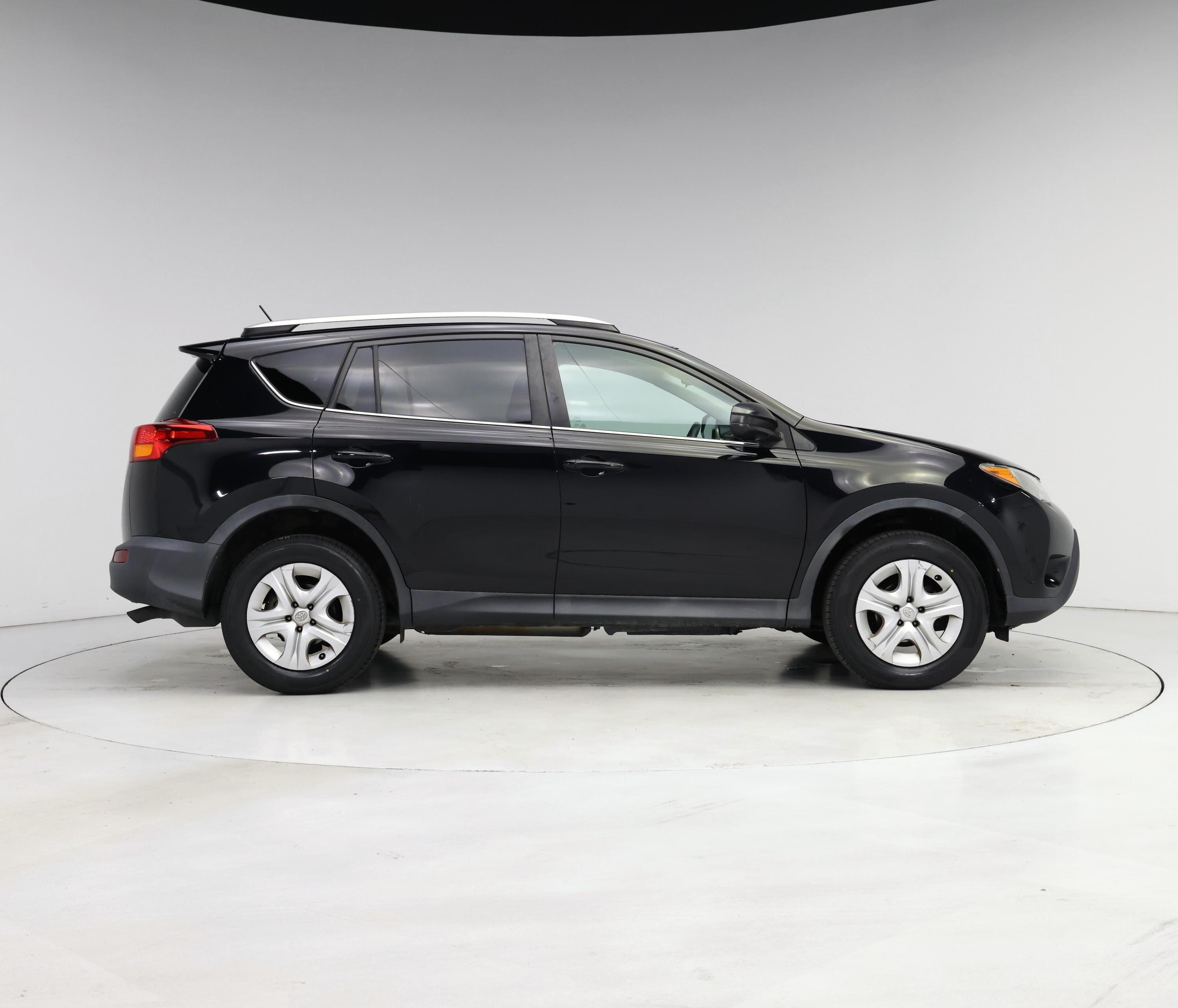 Thumbnail: 2015 Toyota RAV4 - 7