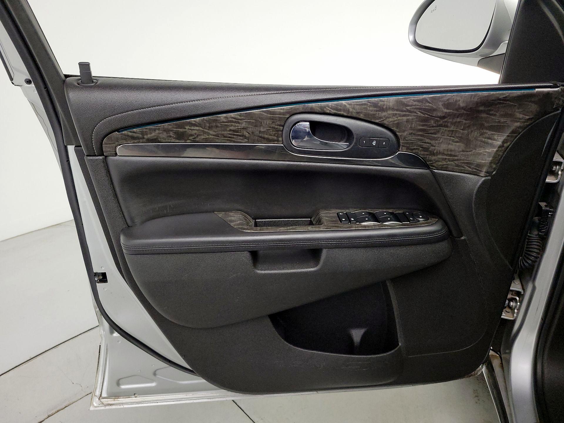 Thumbnail: 2014 Buick Enclave - 12