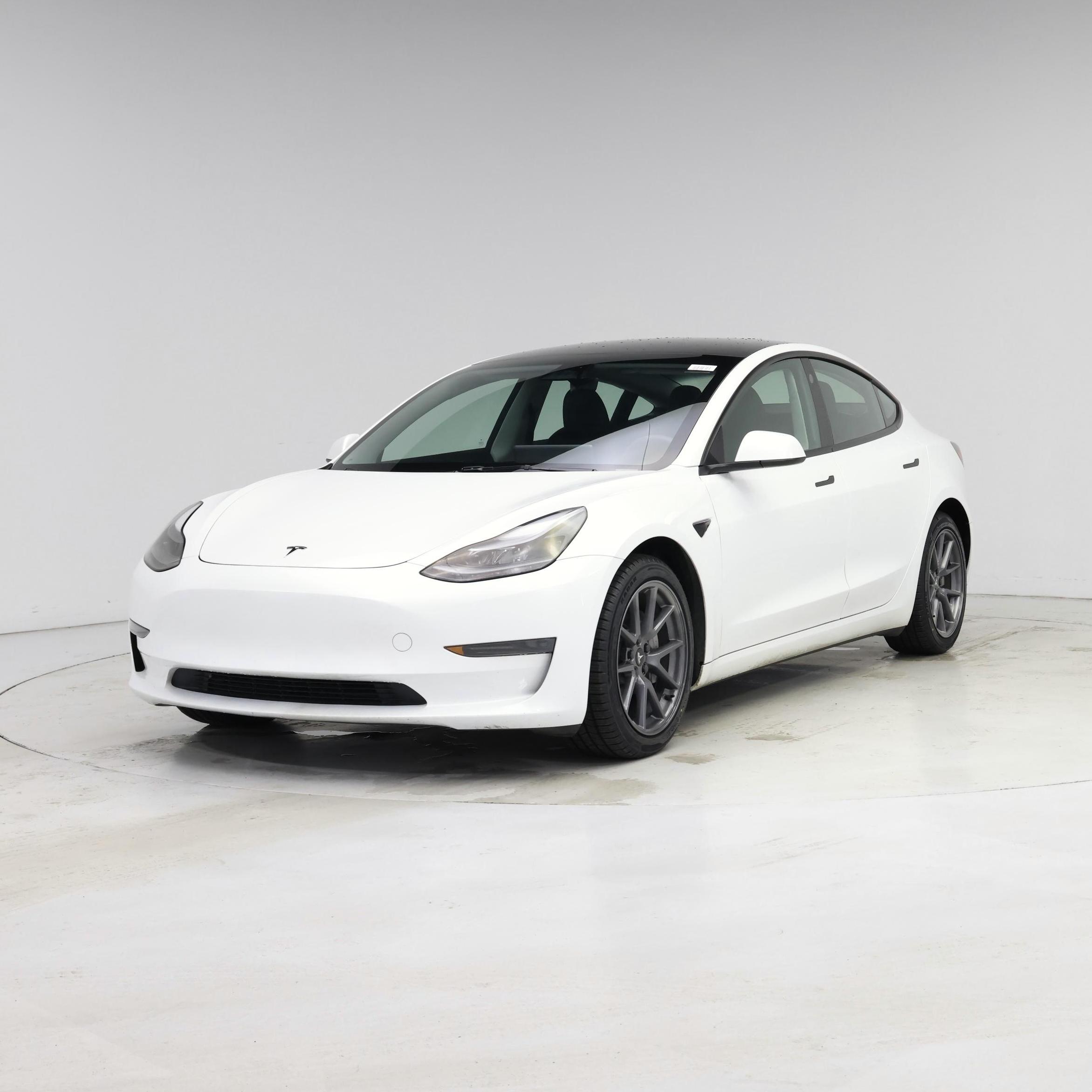 Thumbnail: 2023 Tesla Model 3 - 4