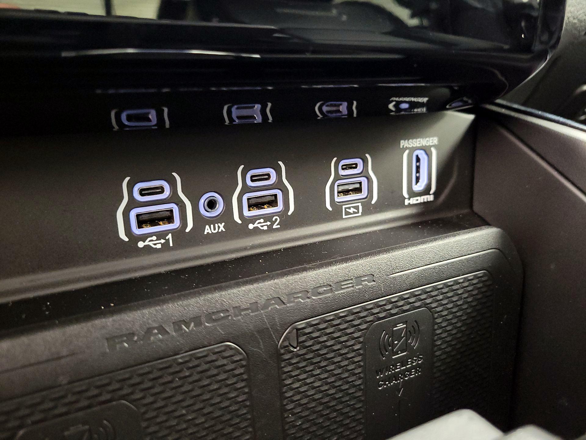 Thumbnail: 2025 RAM 1500 - 19