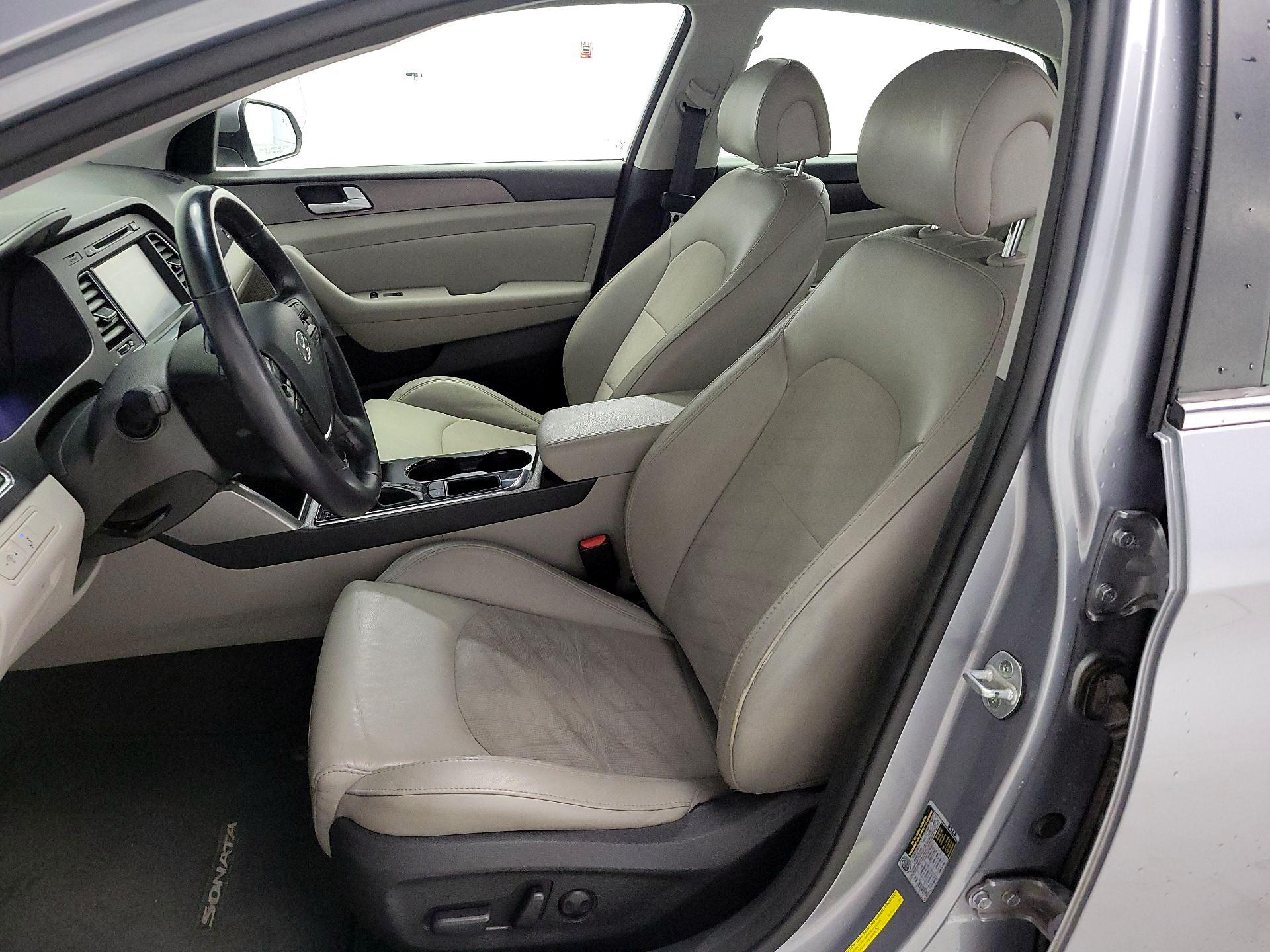 Thumbnail: 2015 Hyundai Sonata - 11