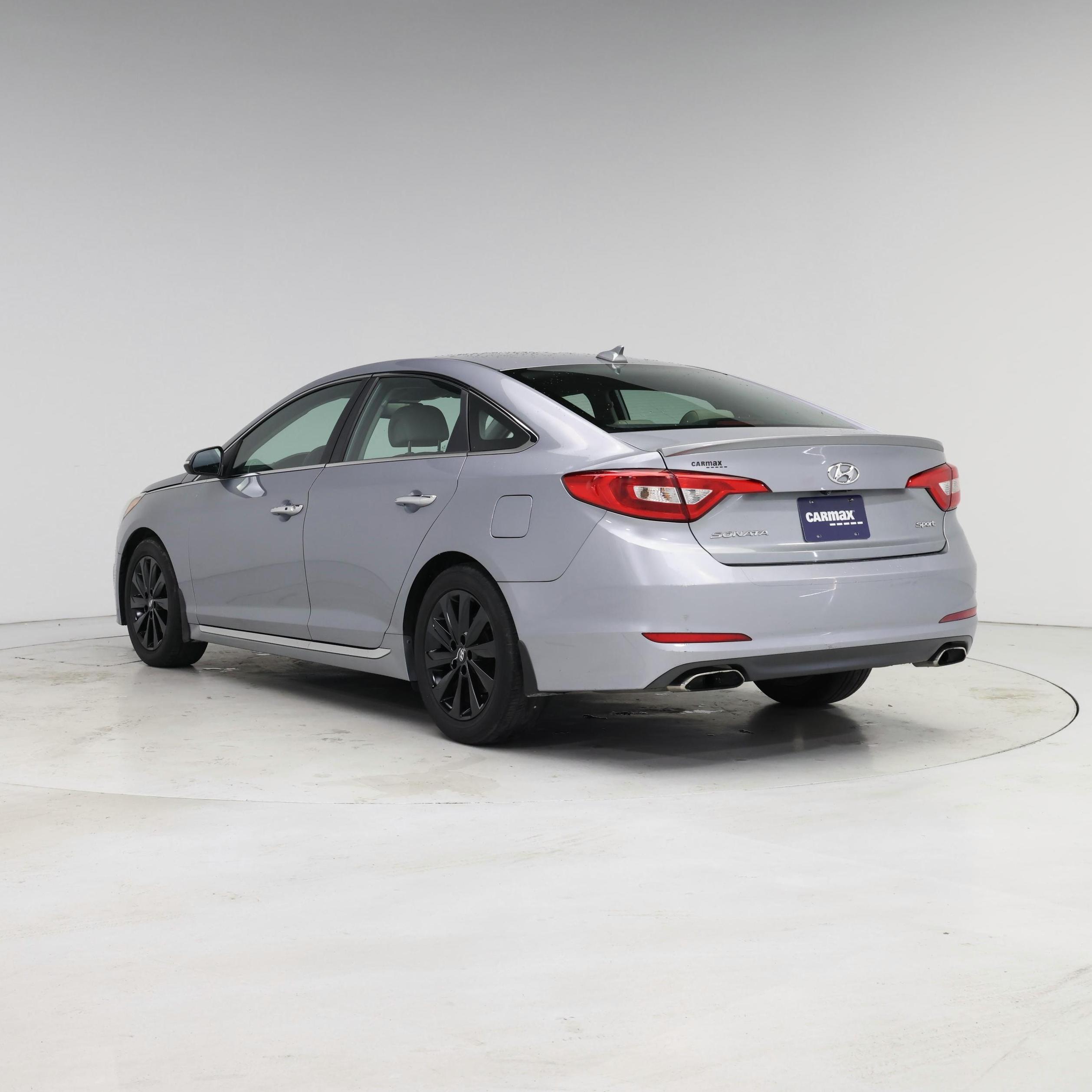 Thumbnail: 2015 Hyundai Sonata - 2