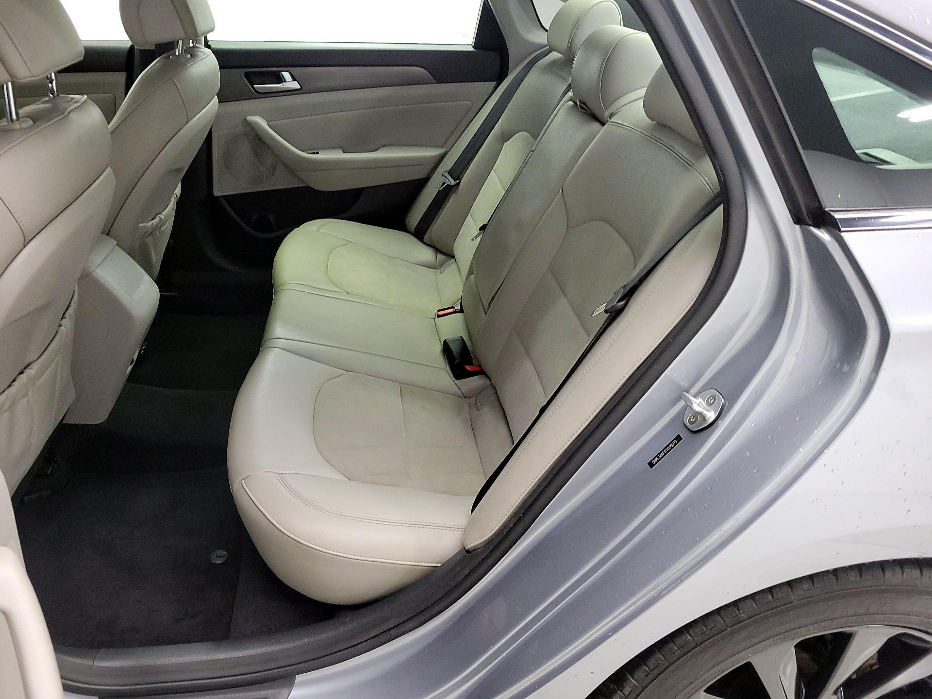 Thumbnail: 2015 Hyundai Sonata - 20