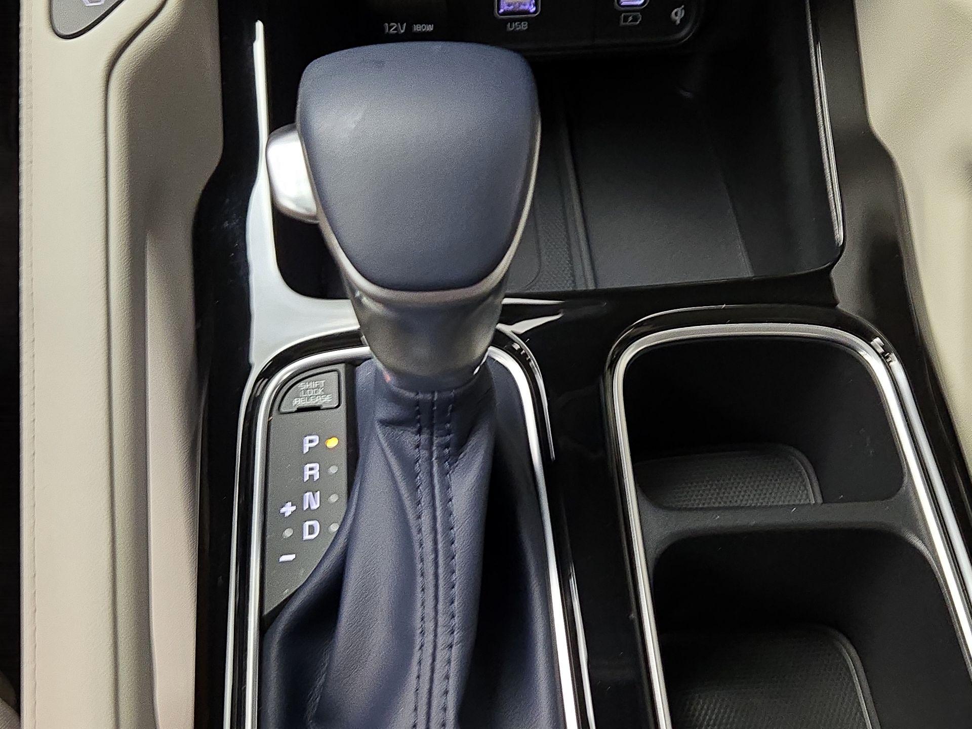 Thumbnail: 2024 Kia Telluride - 17