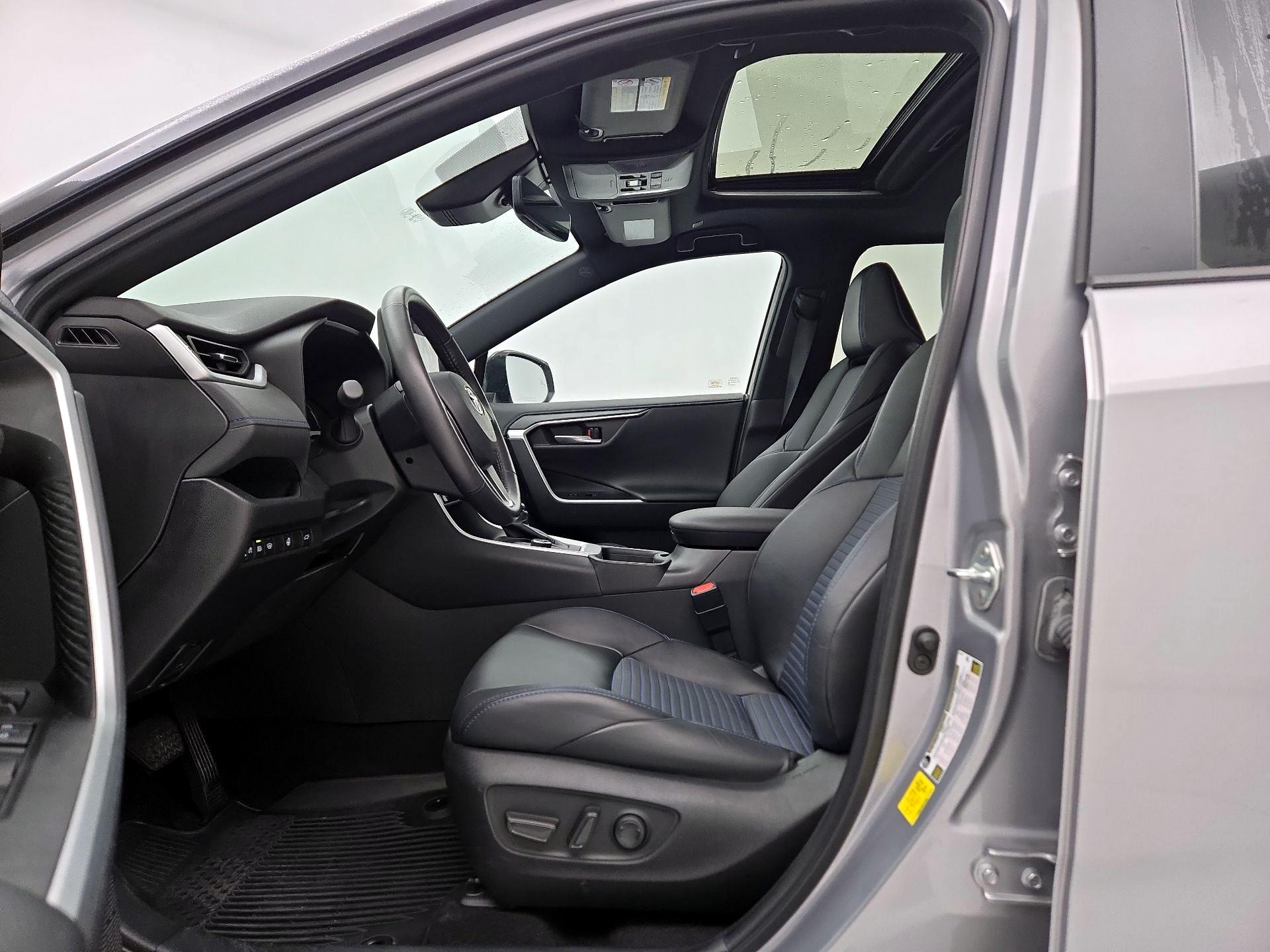 Thumbnail: 2023 Toyota RAV4 - 11