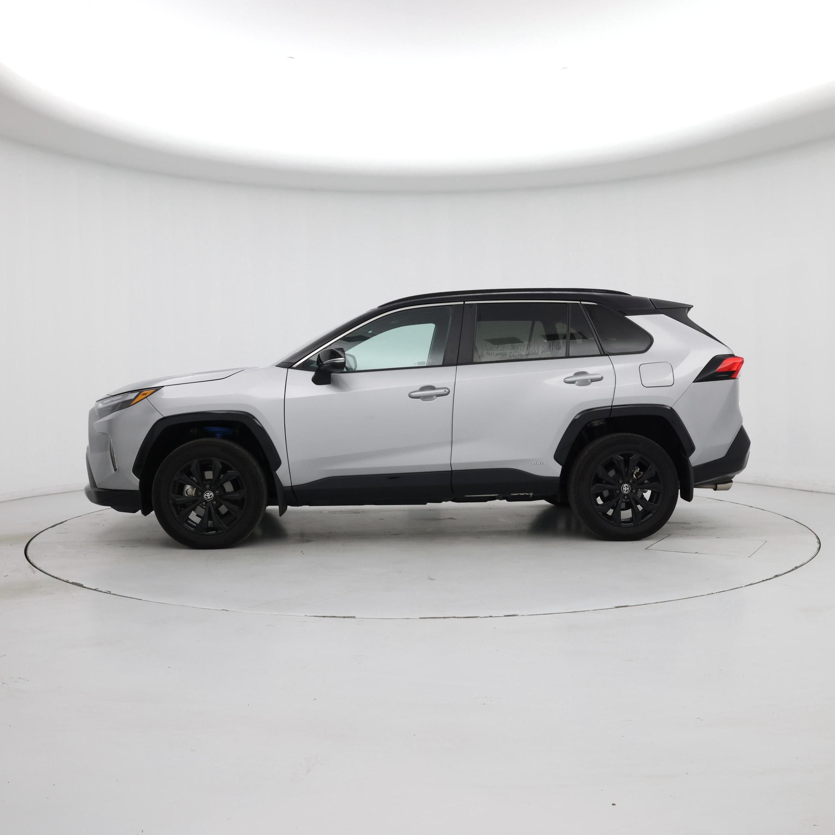 Thumbnail: 2023 Toyota RAV4 - 3
