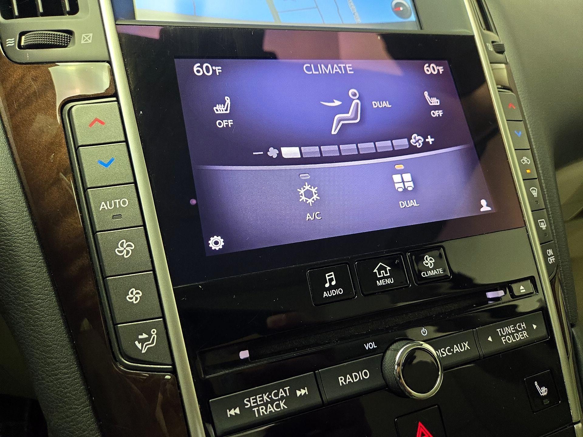 Thumbnail: 2014 INFINITI Q50 - 17
