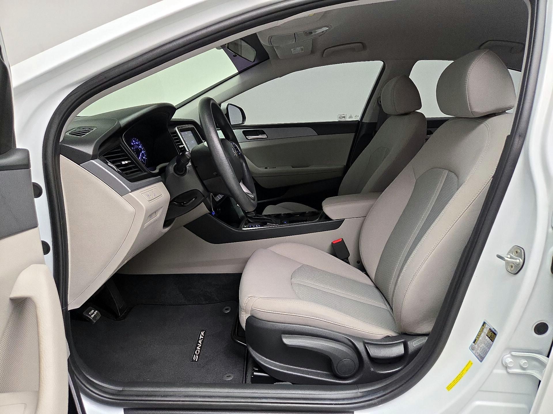 Thumbnail: 2018 Hyundai Sonata - 11