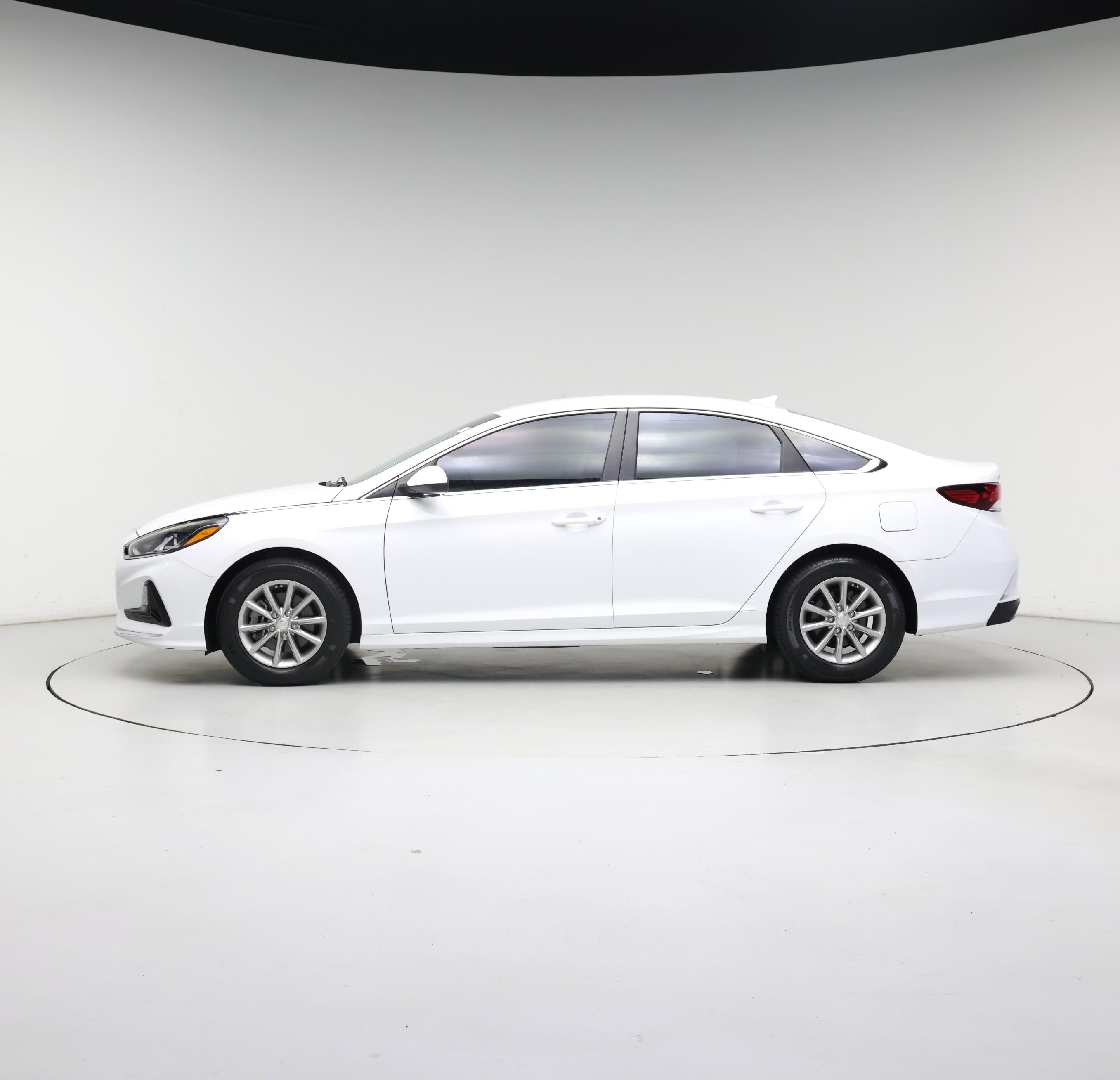 Thumbnail: 2018 Hyundai Sonata - 3