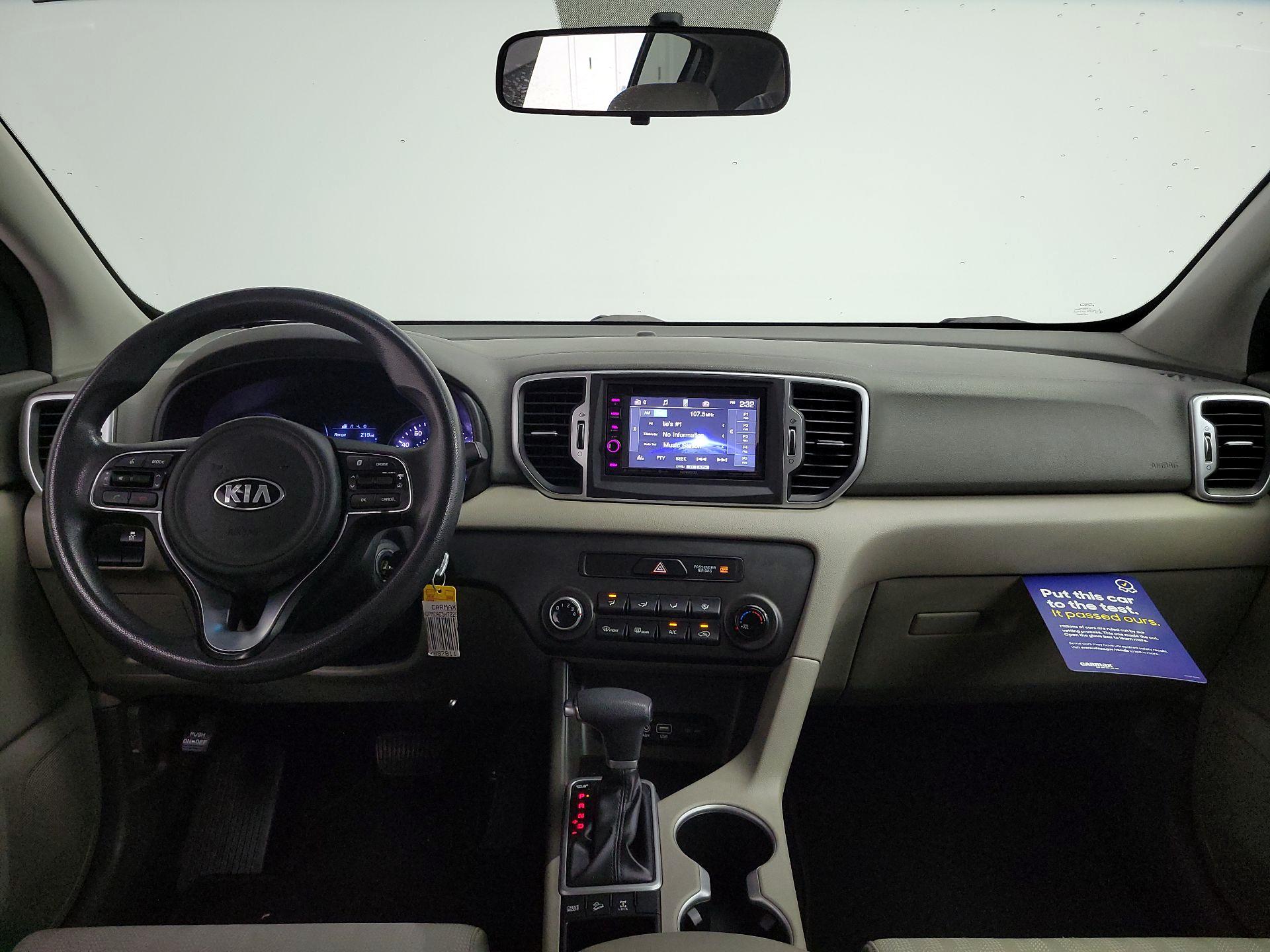 Thumbnail: 2017 Kia Sportage - 9