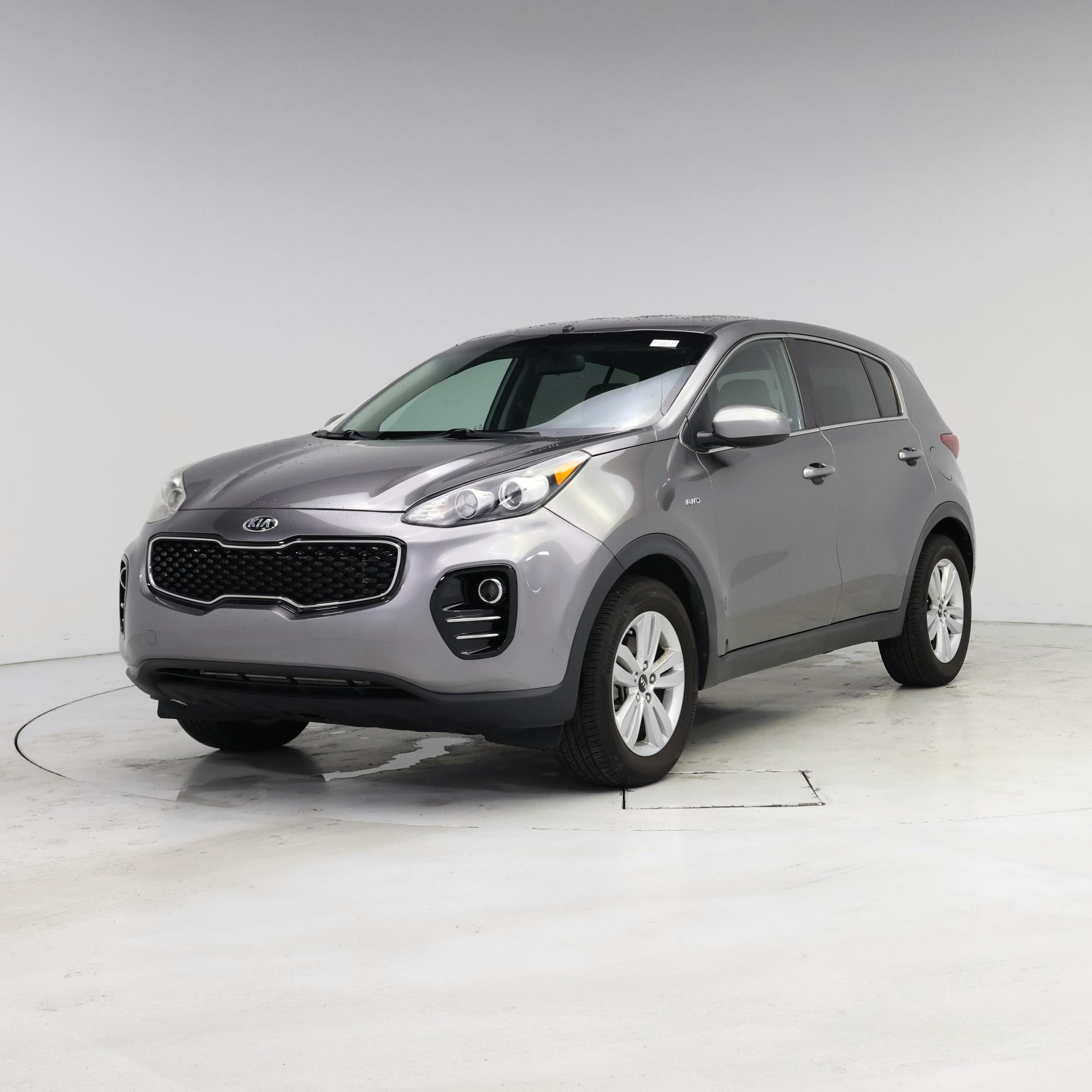 Thumbnail: 2017 Kia Sportage - 4