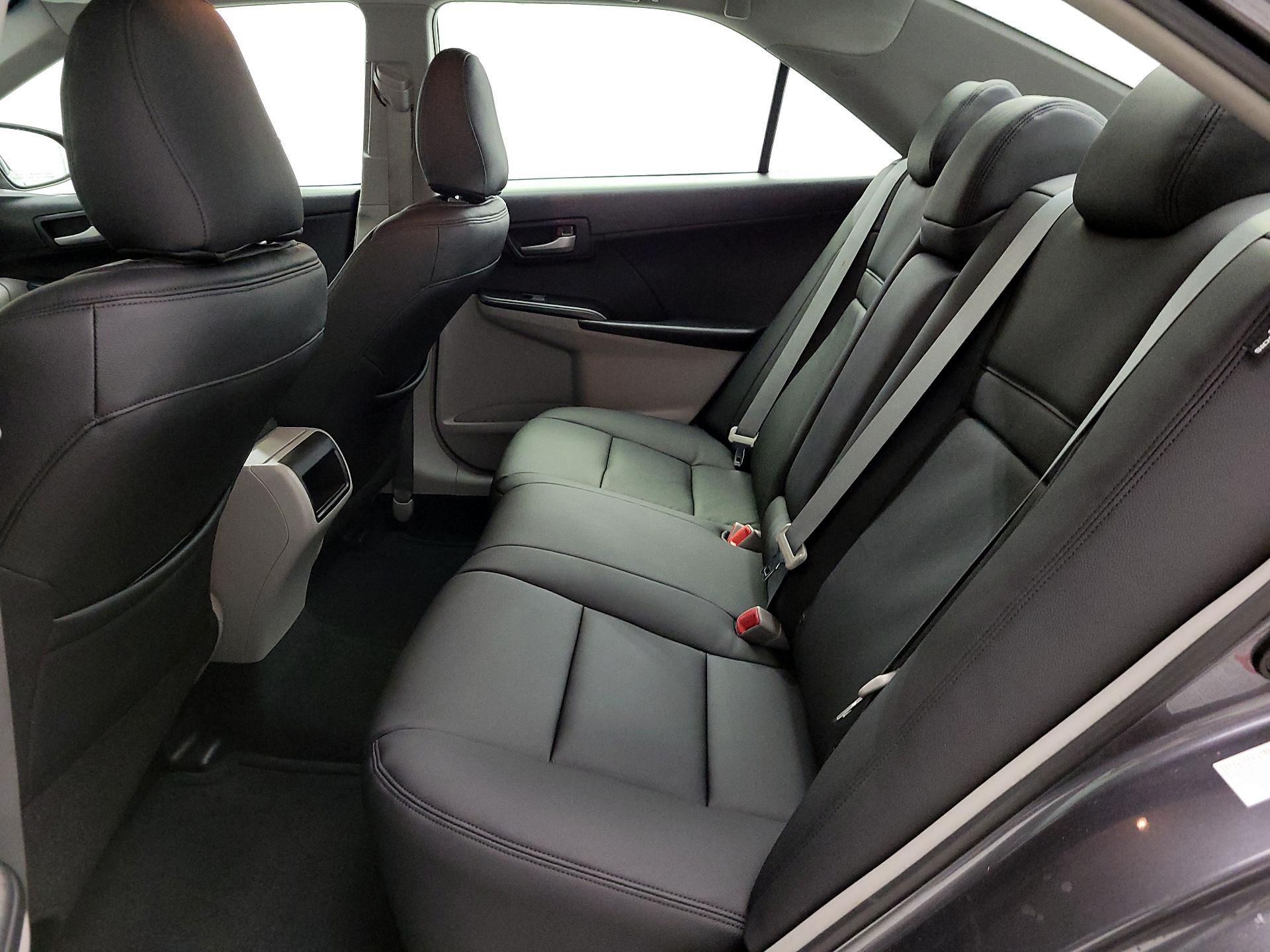 Thumbnail: 2014 Toyota Camry - 18
