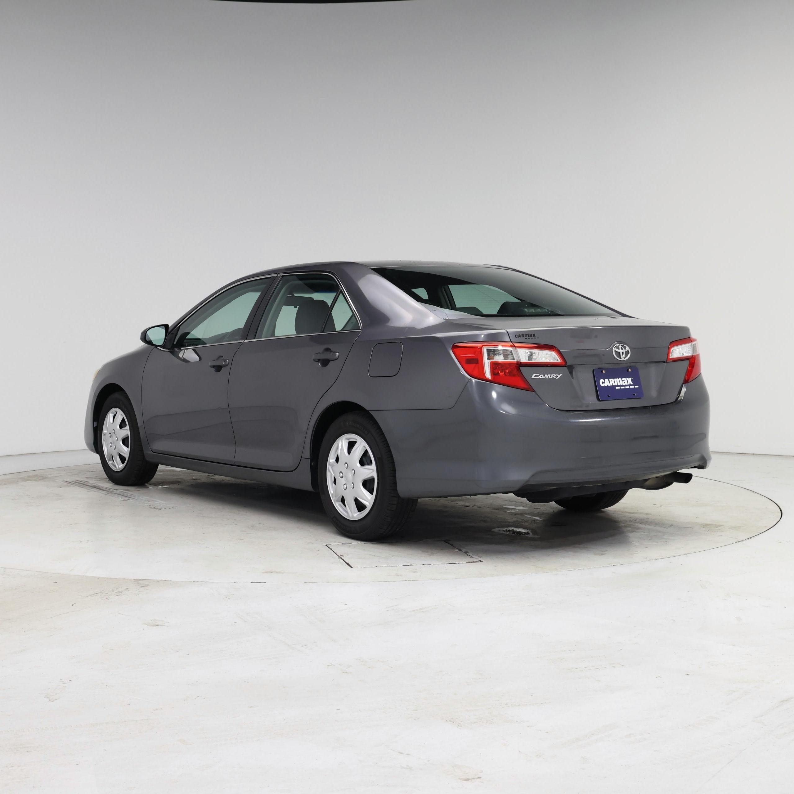 Thumbnail: 2014 Toyota Camry - 2