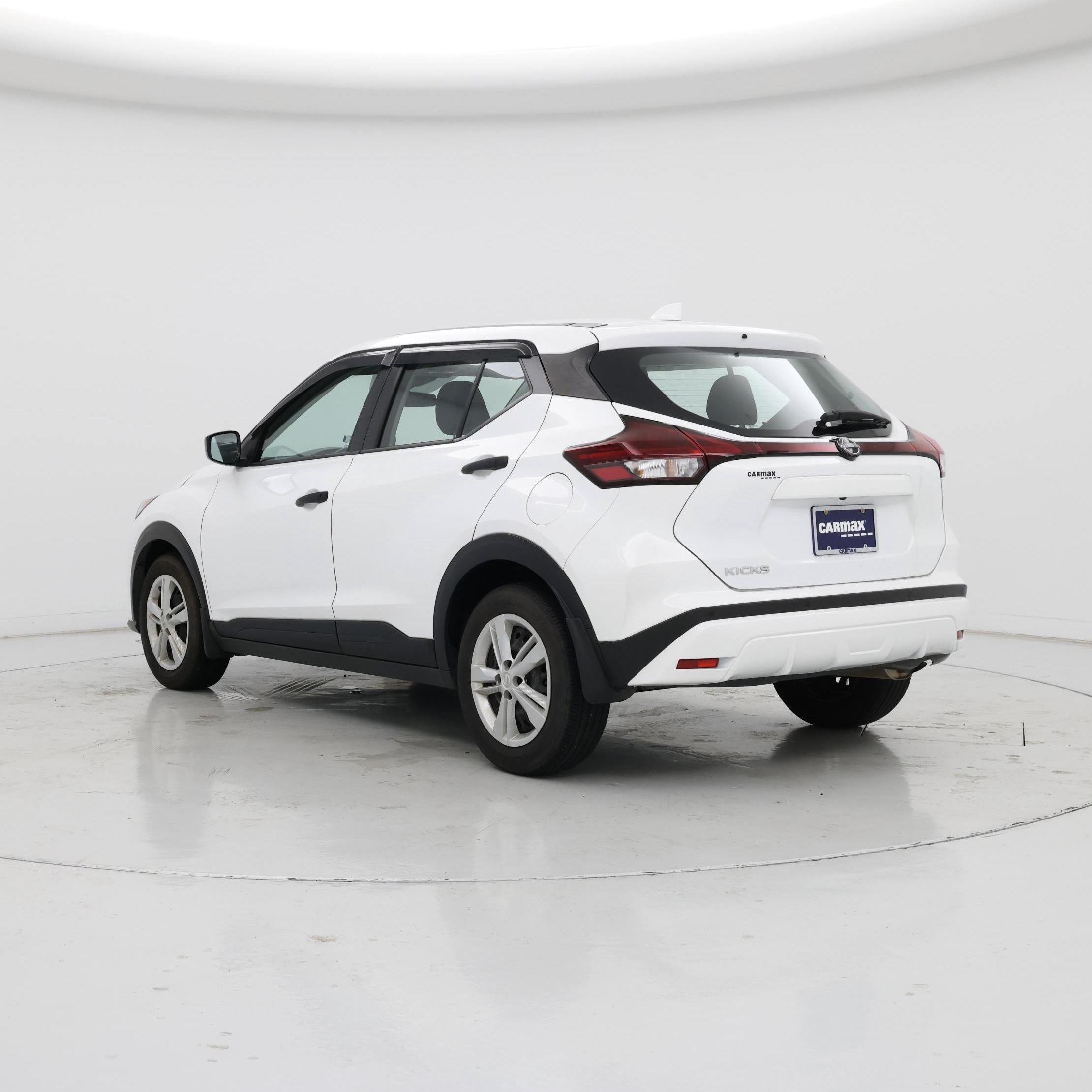 Thumbnail: 2024 Nissan Kicks - 2