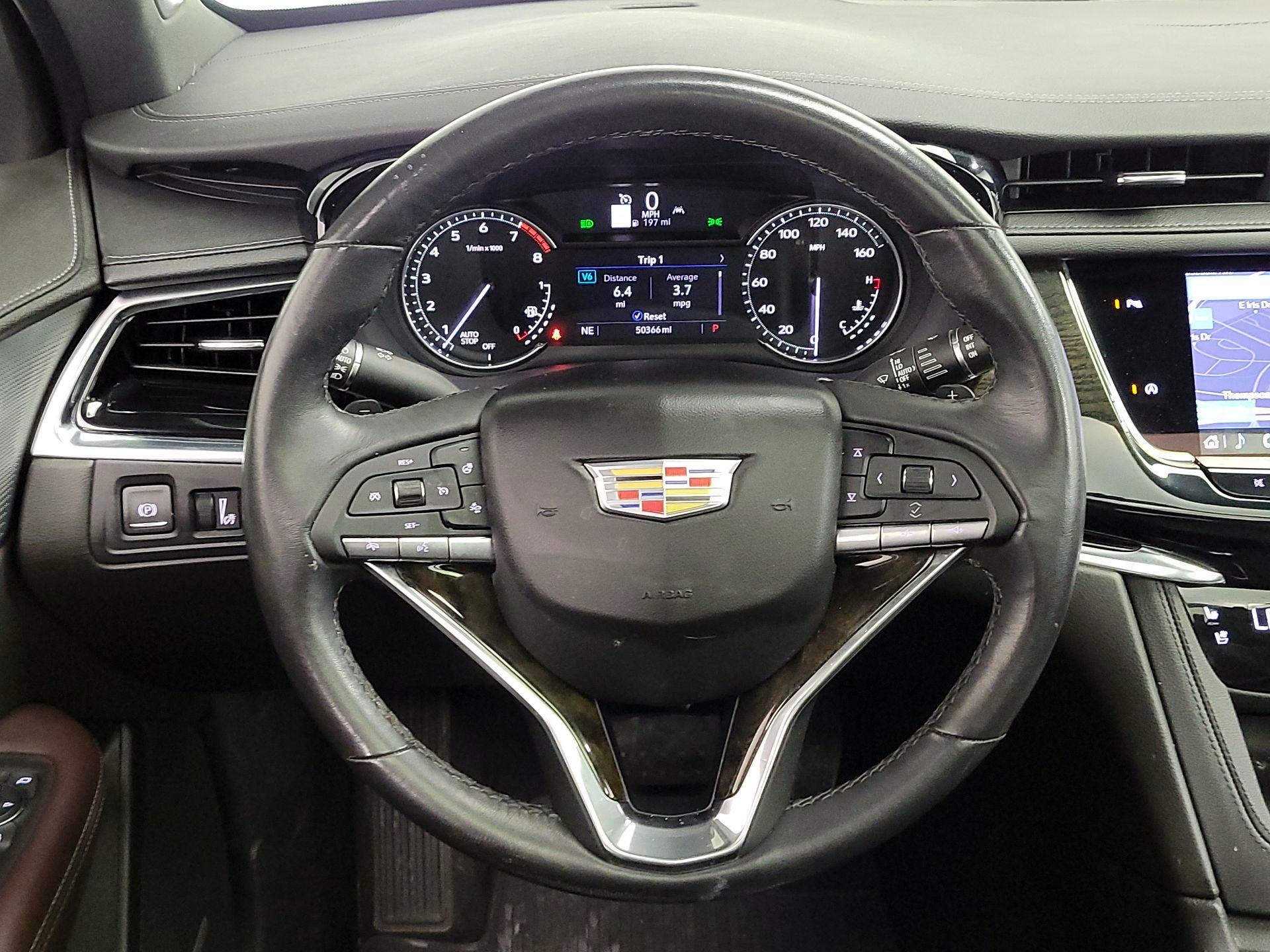 Thumbnail: 2021 Cadillac XT6 - 10