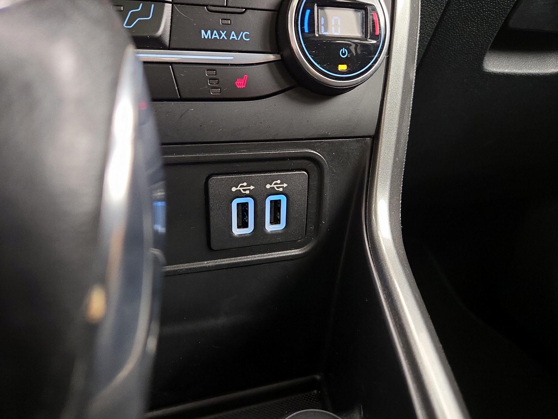 Thumbnail: 2018 Ford EcoSport - 18