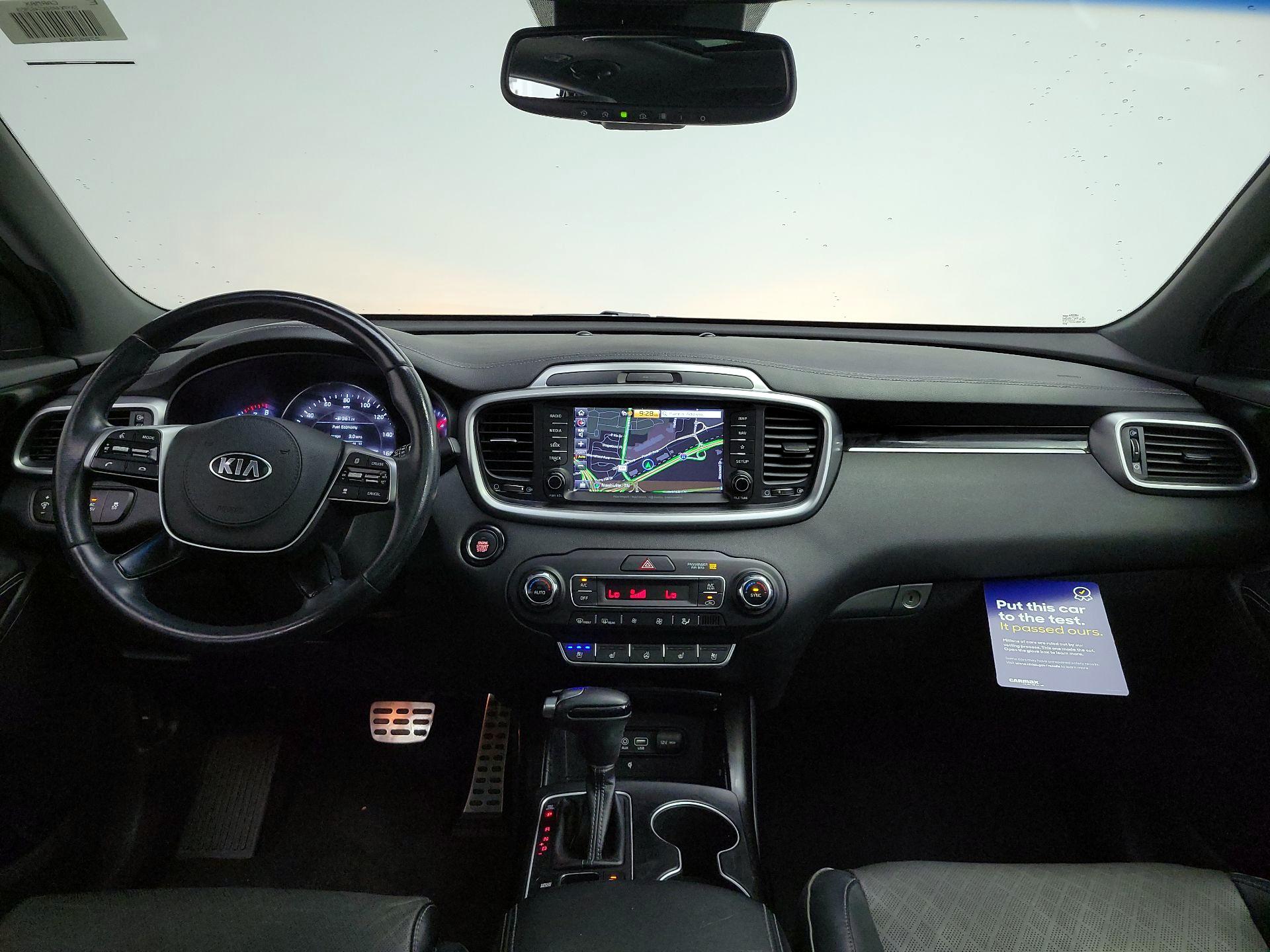 Thumbnail: 2019 Kia Sorento - 9