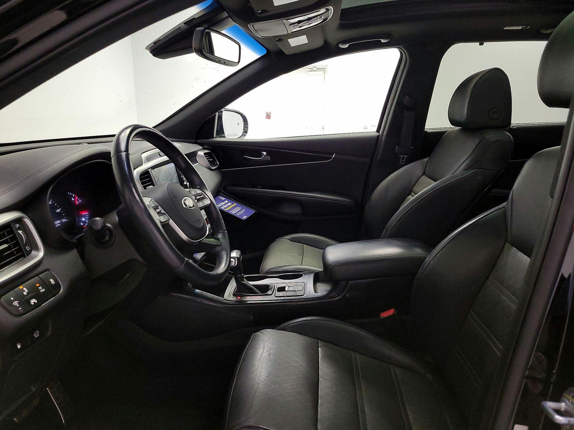 Thumbnail: 2019 Kia Sorento - 11