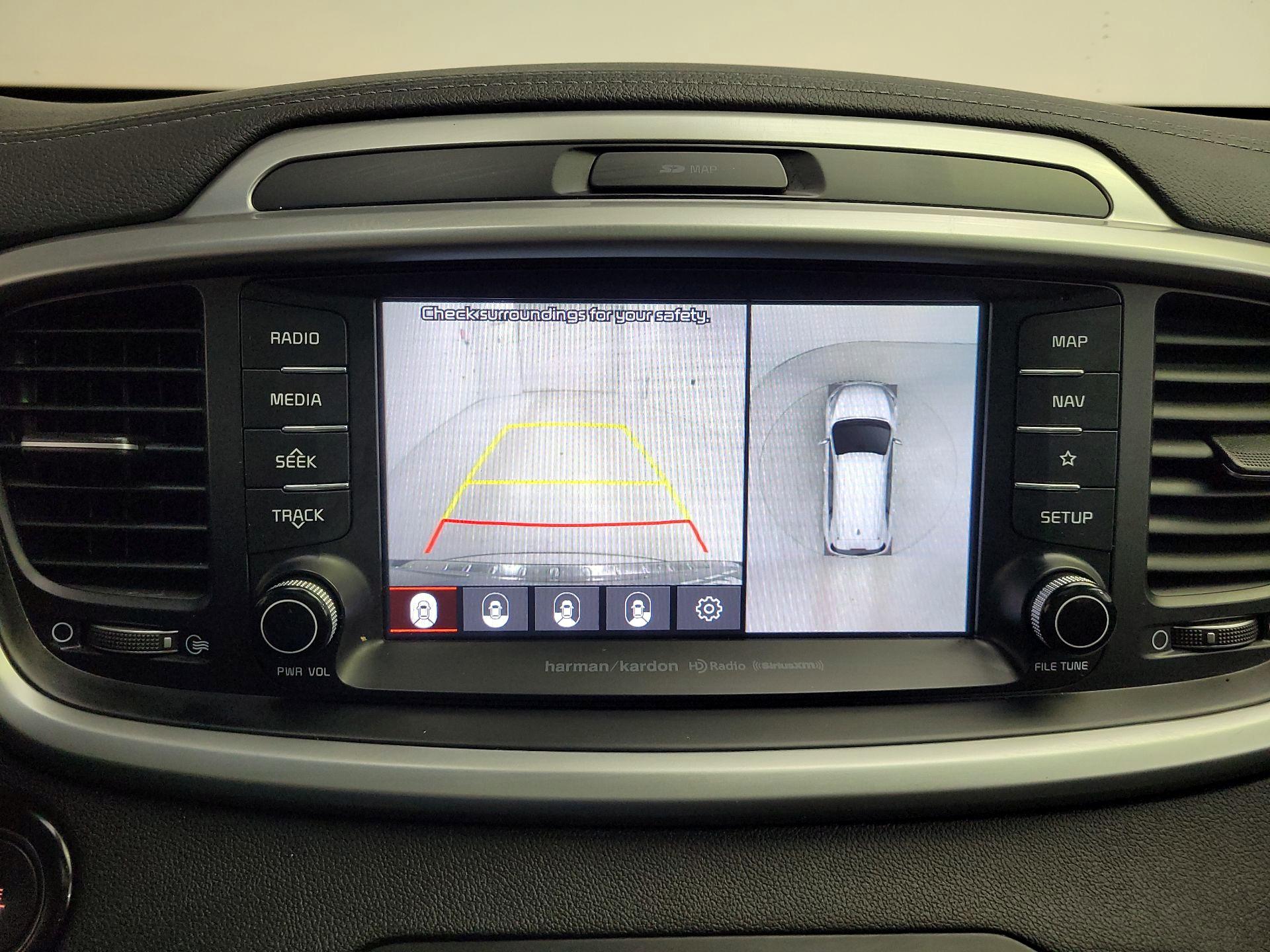 Thumbnail: 2019 Kia Sorento - 15