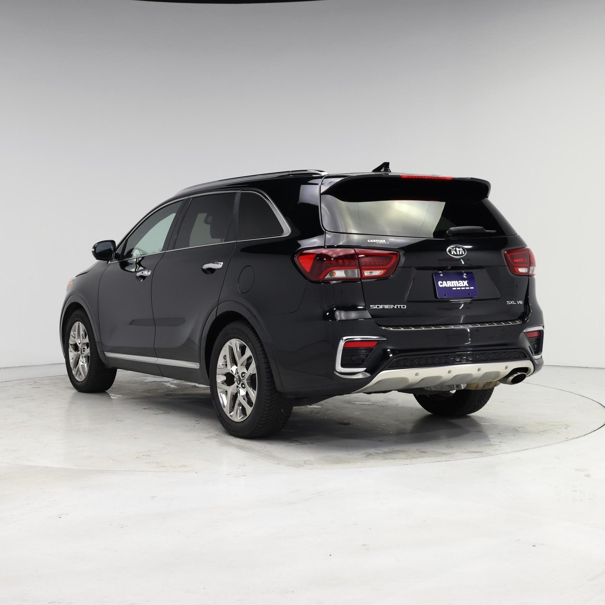 Thumbnail: 2019 Kia Sorento - 2