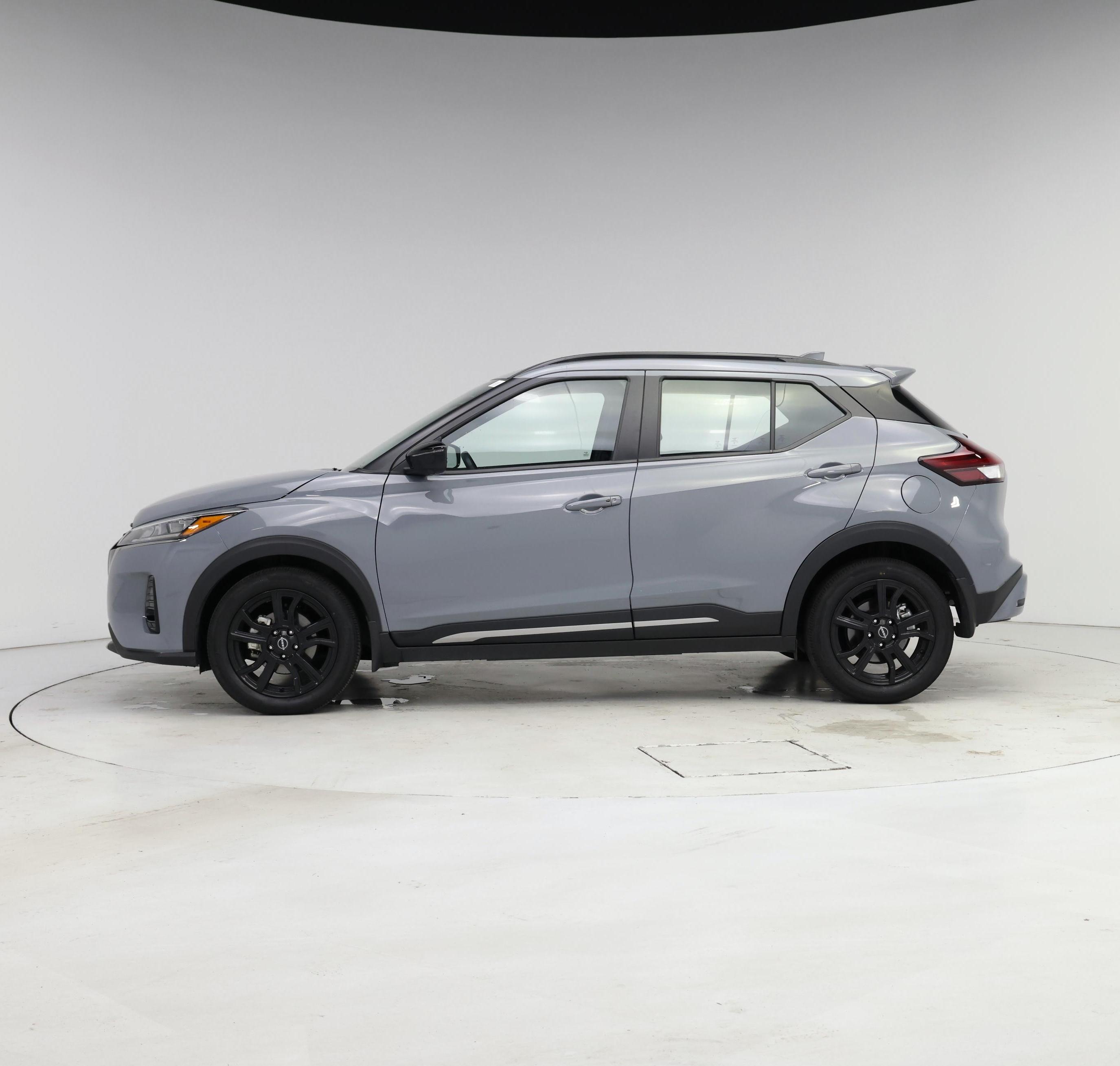 Thumbnail: 2024 Nissan Kicks - 3