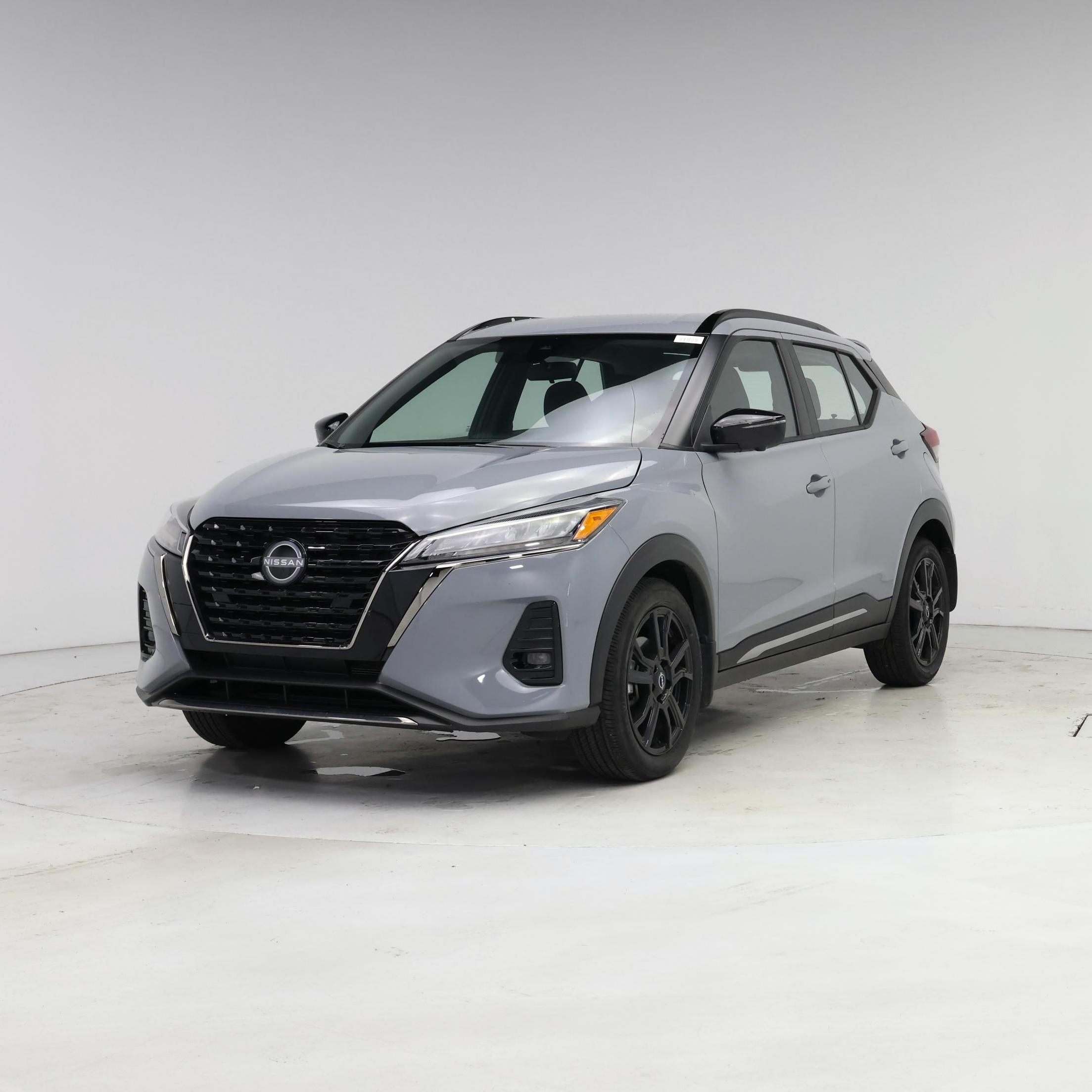 Thumbnail: 2024 Nissan Kicks - 4