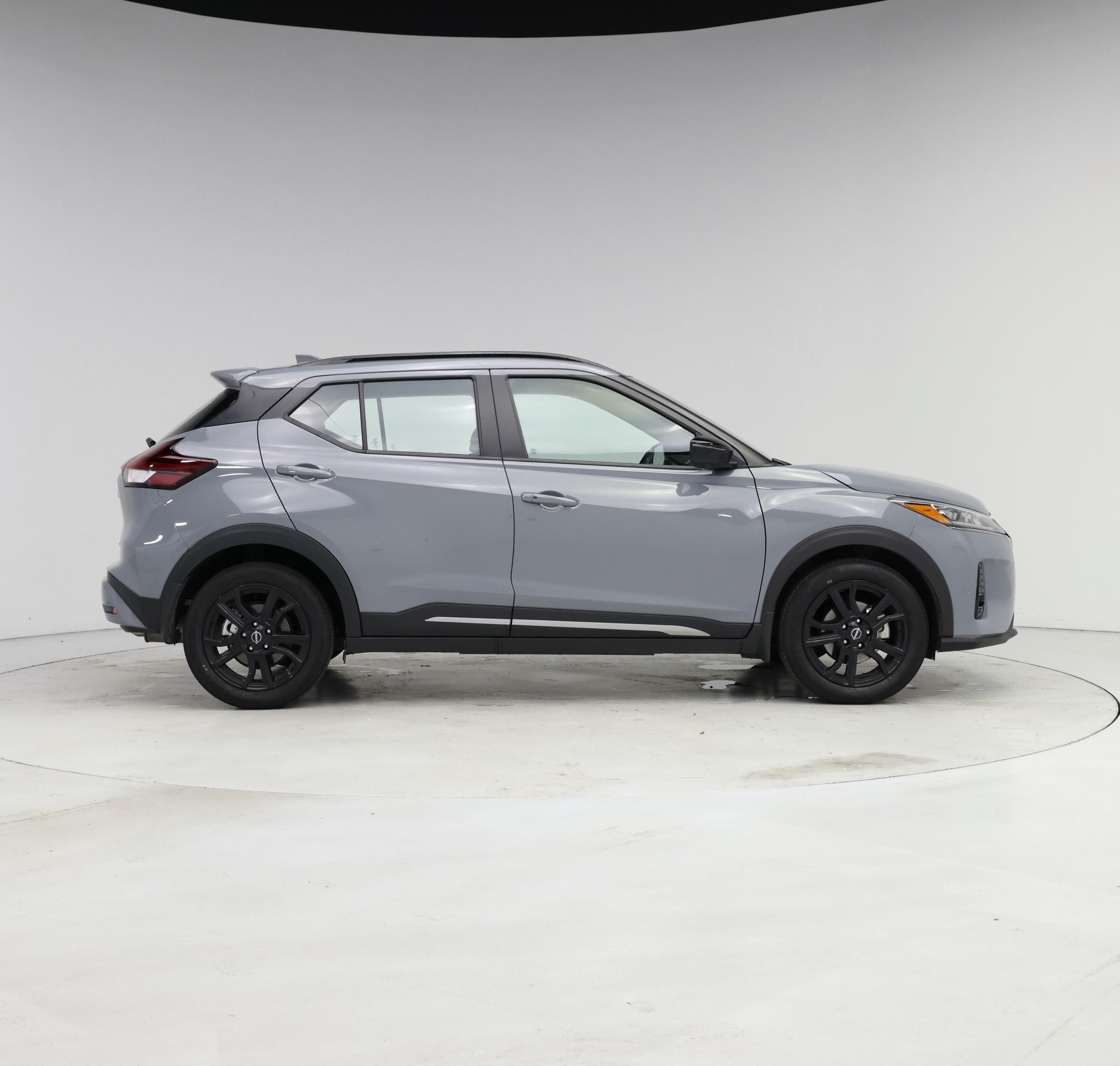 Thumbnail: 2024 Nissan Kicks - 7