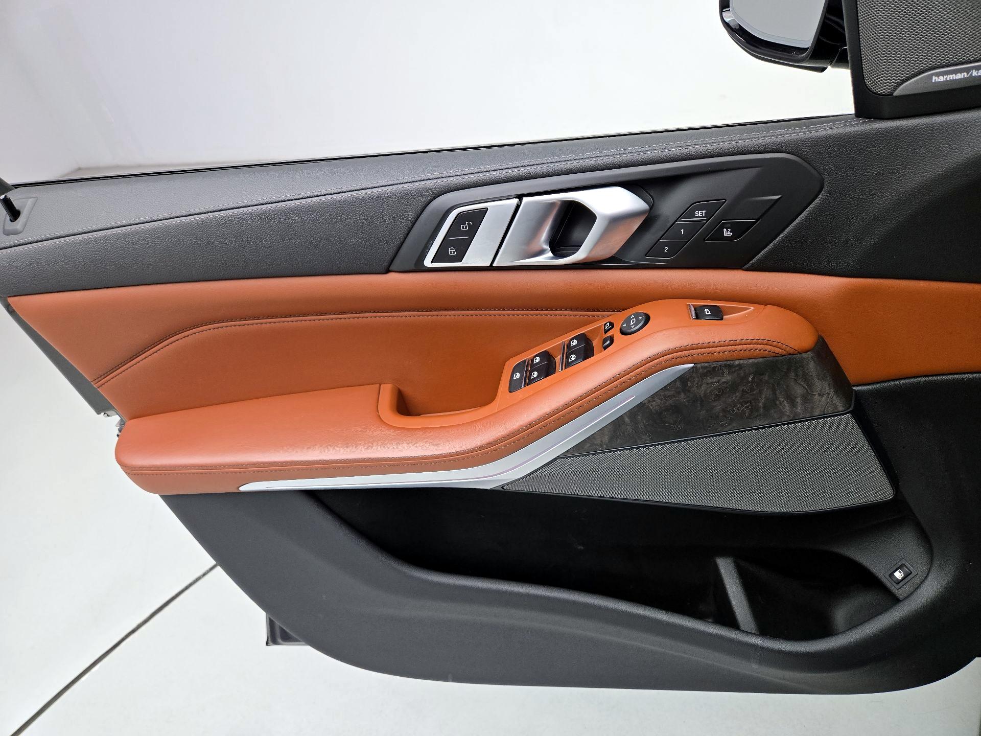 Thumbnail: 2021 BMW X5 - 12