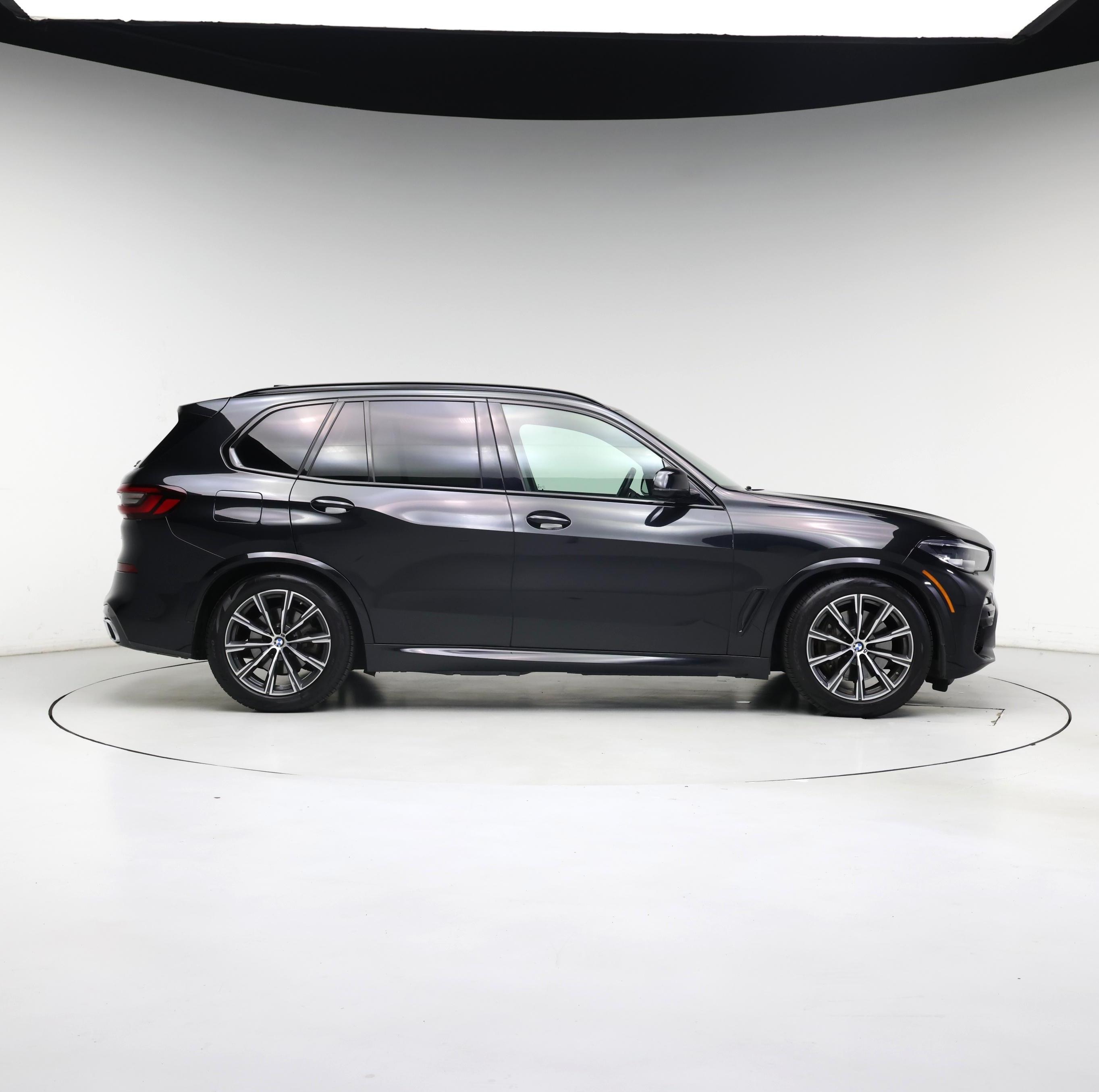 Thumbnail: 2021 BMW X5 - 7