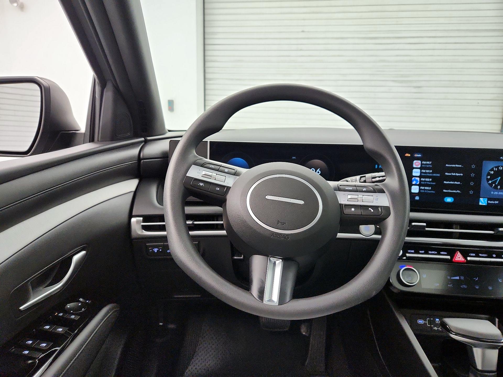Thumbnail: 2025 Hyundai Santa Cruz - 10