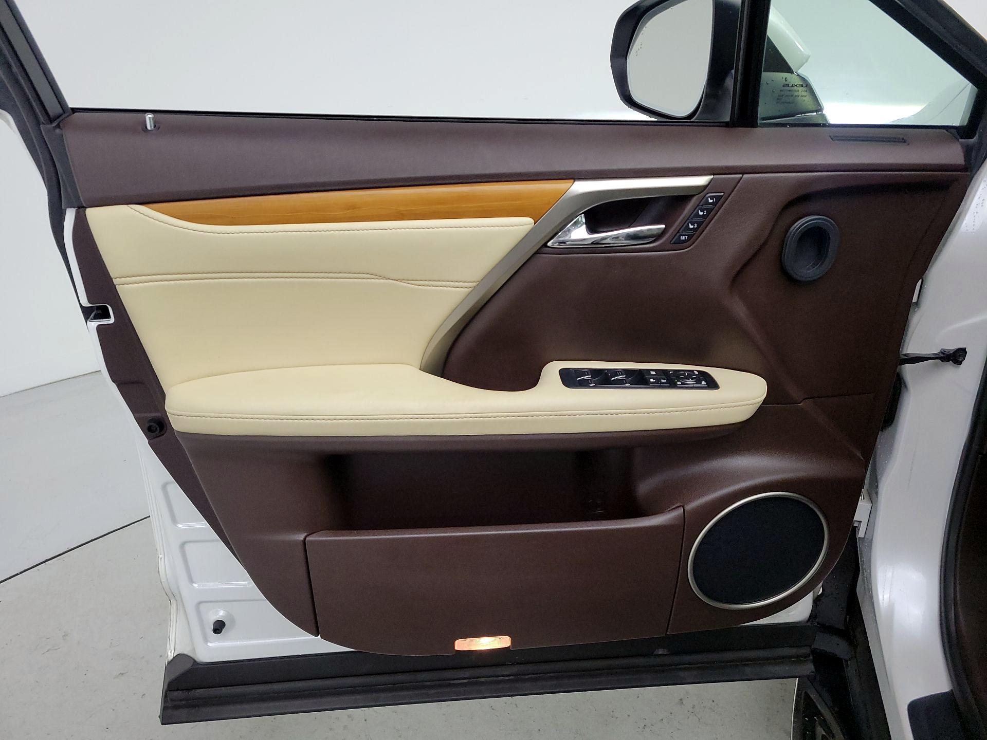 Thumbnail: 2017 Lexus RX - 12