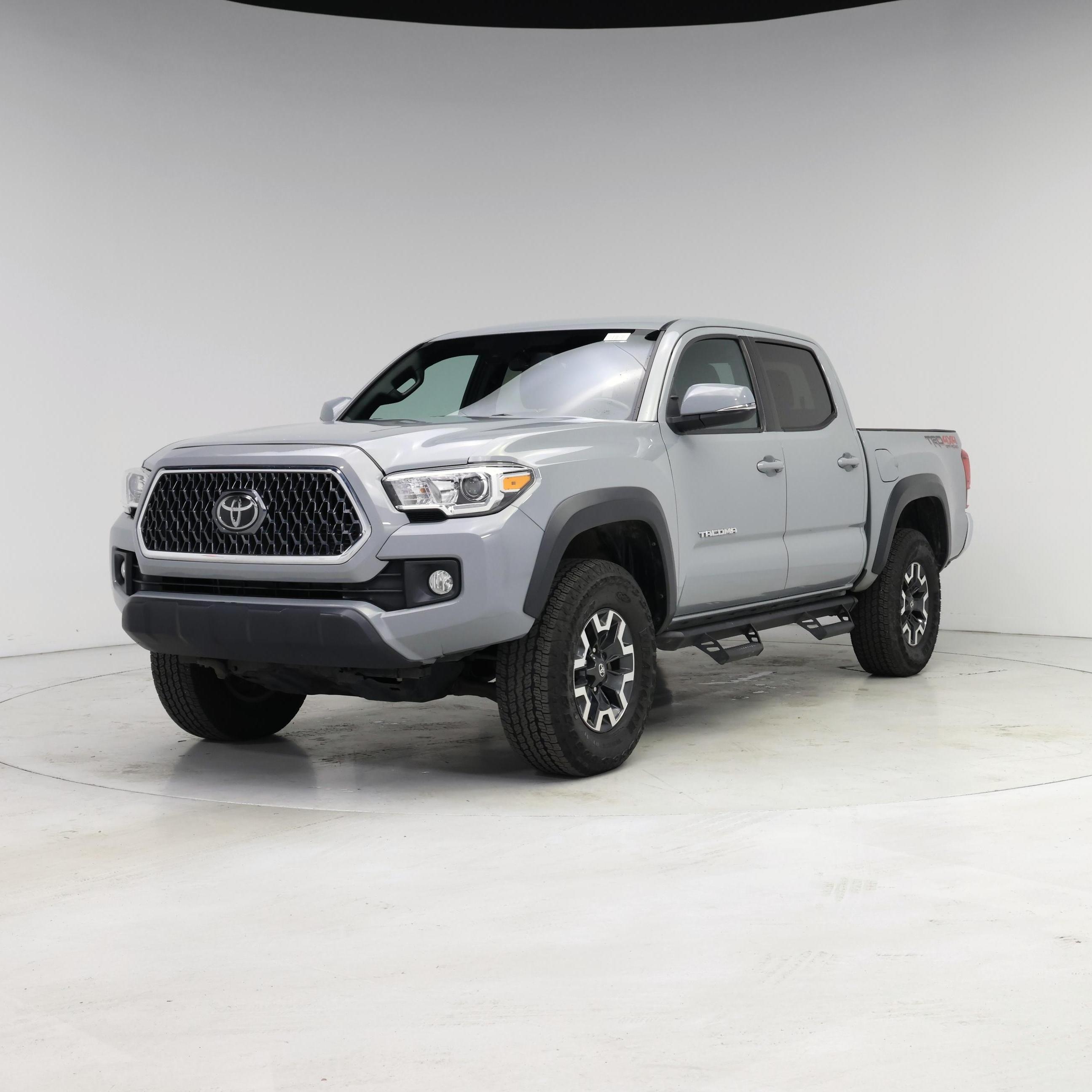 Thumbnail: 2019 Toyota Tacoma - 4