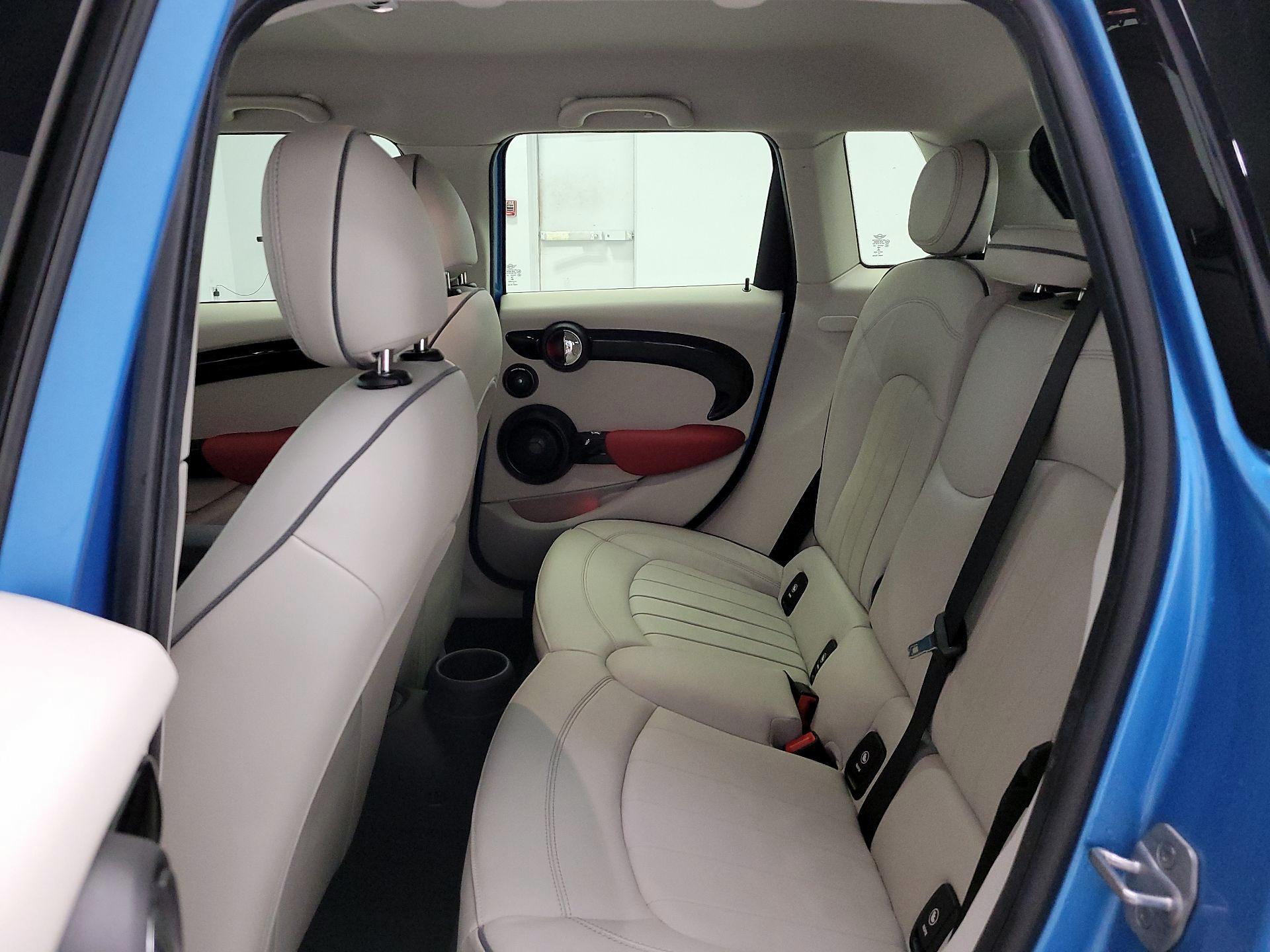 Thumbnail: 2016 MINI Cooper Hardtop - 19