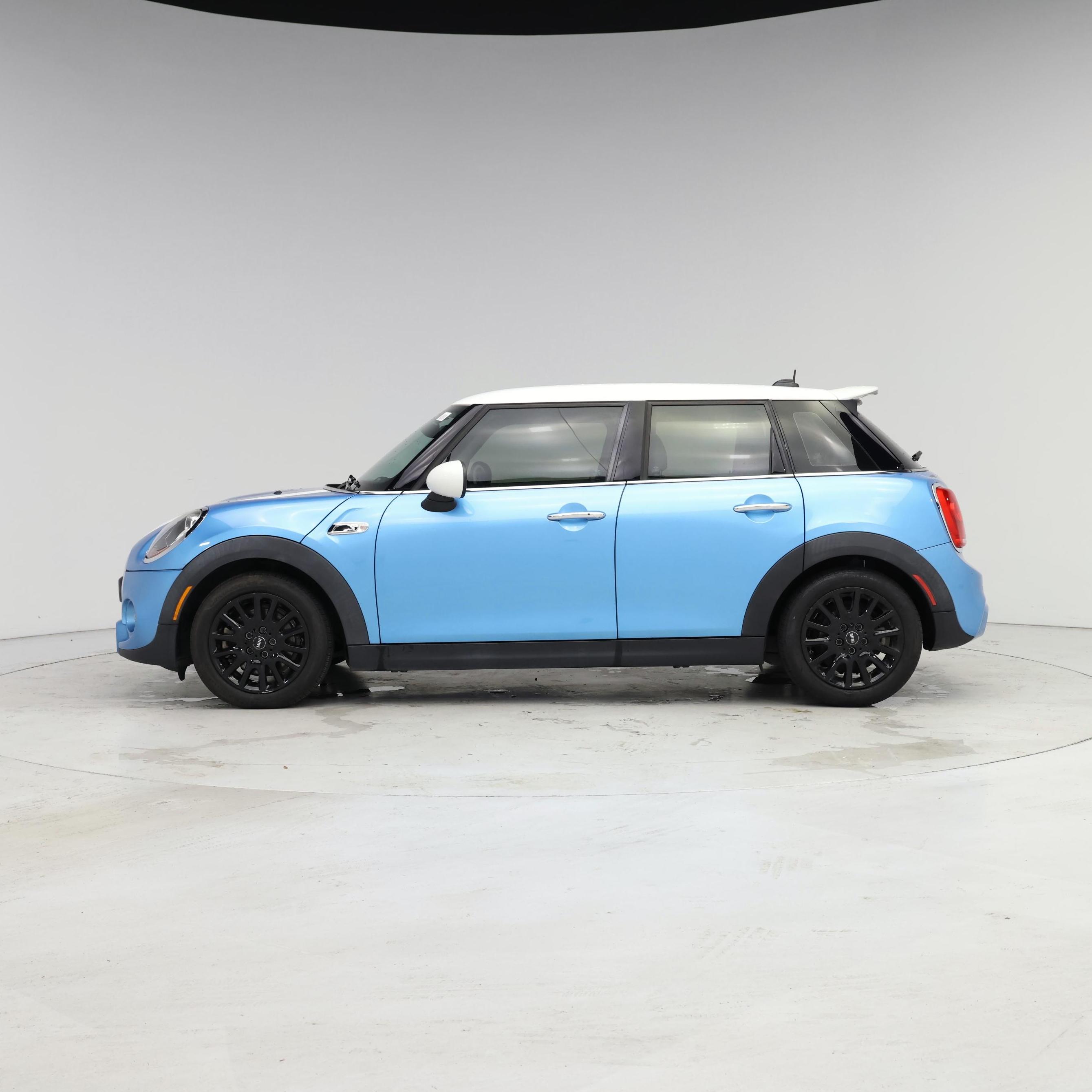 Thumbnail: 2016 MINI Cooper Hardtop - 3
