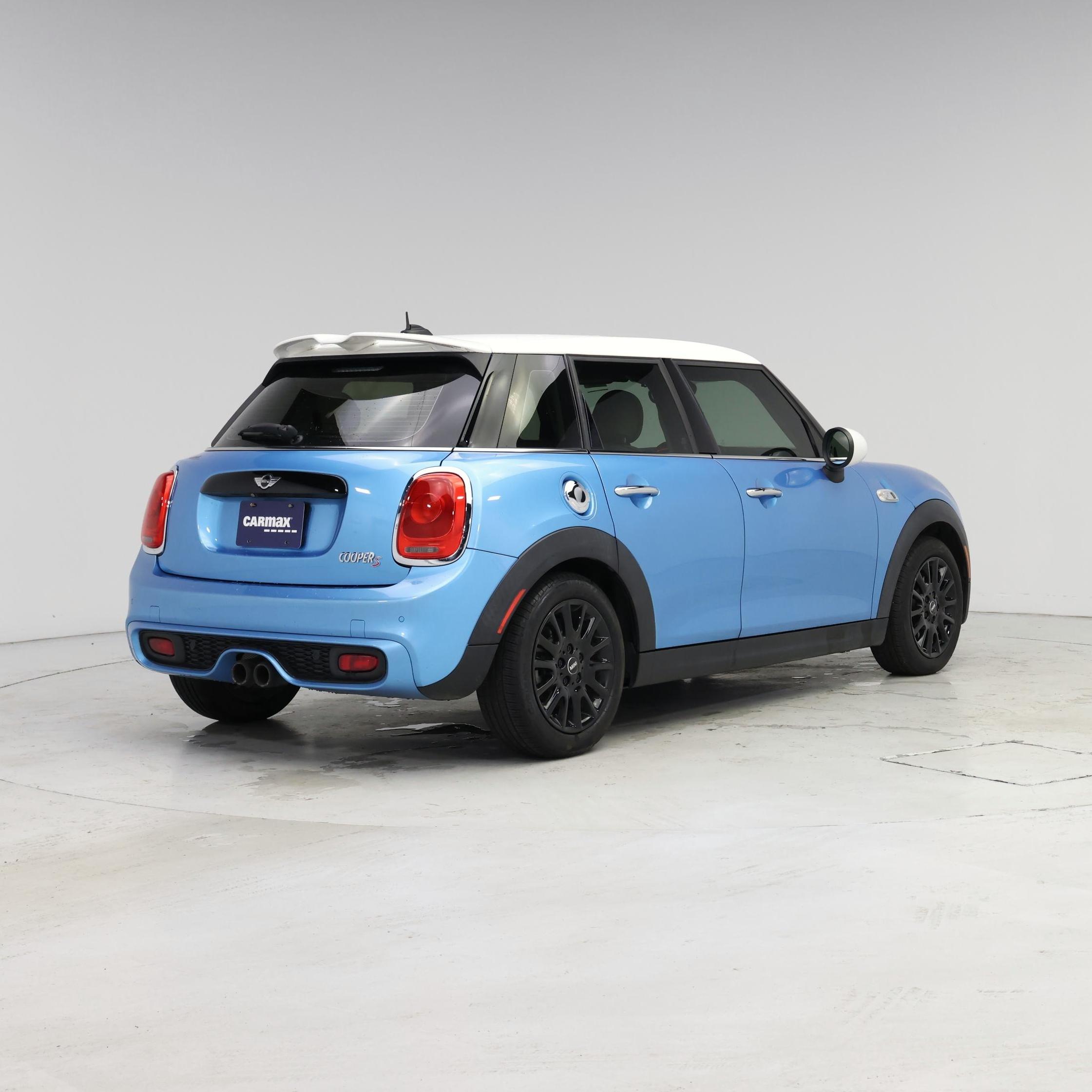 Thumbnail: 2016 MINI Cooper Hardtop - 8