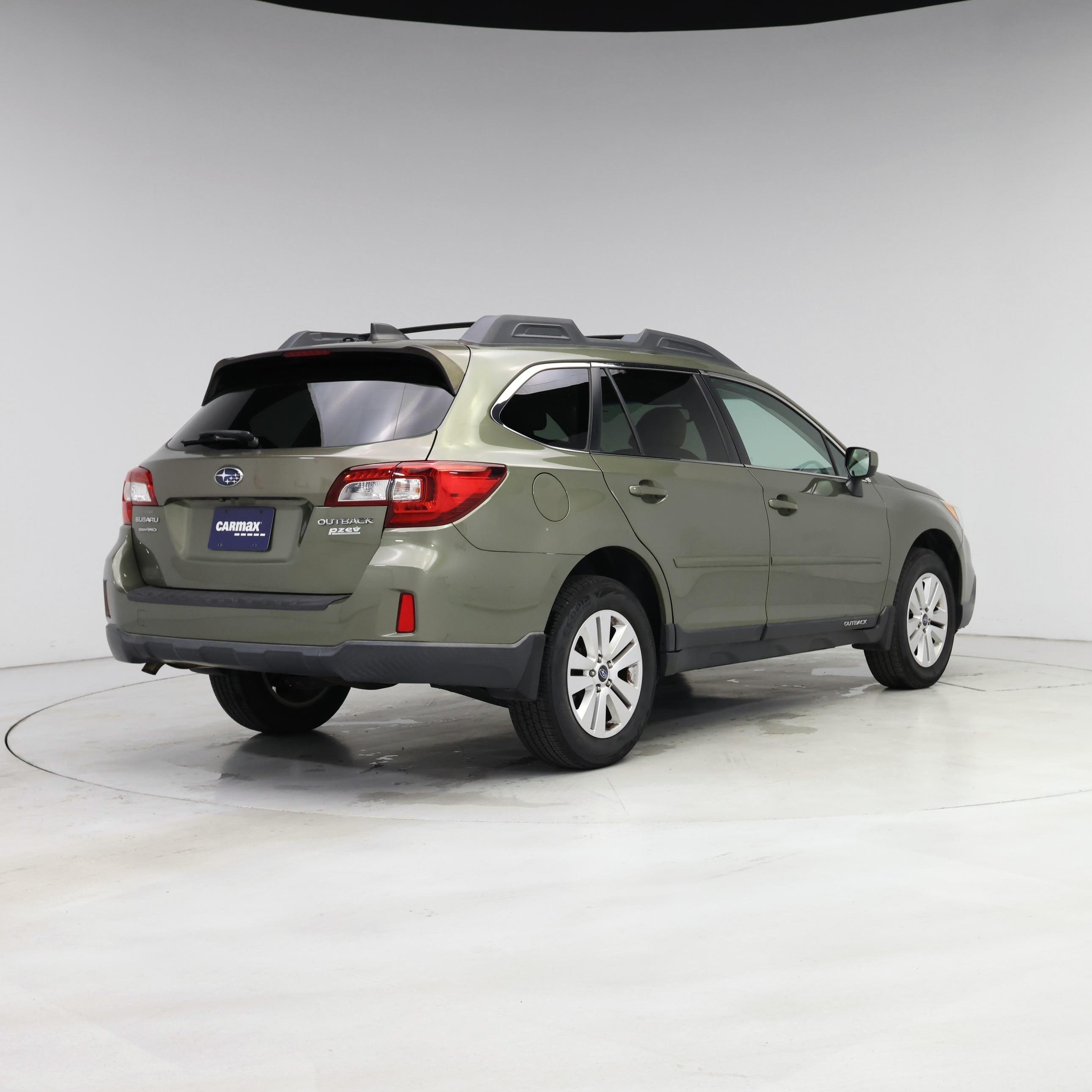 Thumbnail: 2016 Subaru Outback - 8