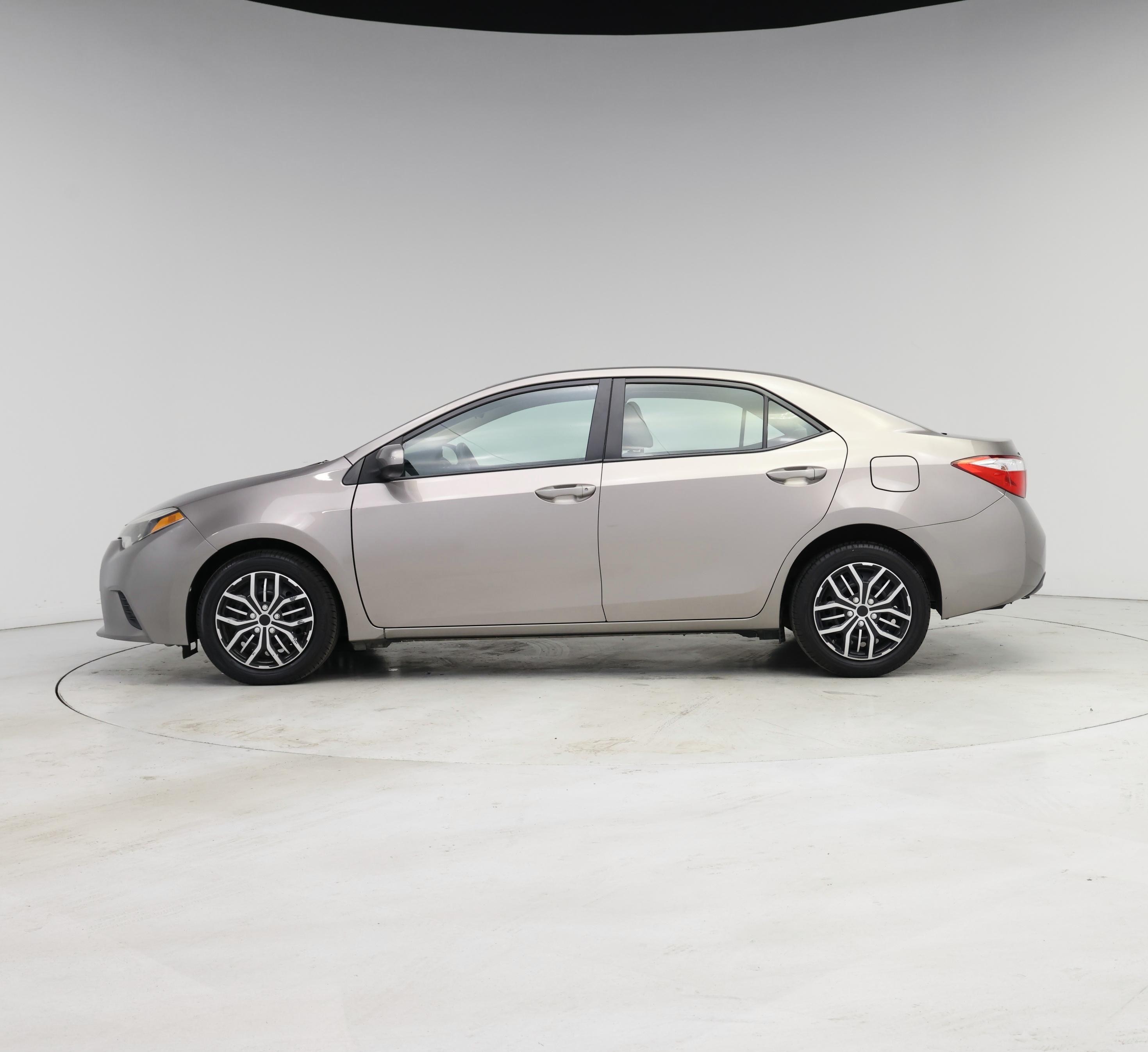 Thumbnail: 2014 Toyota Corolla - 3