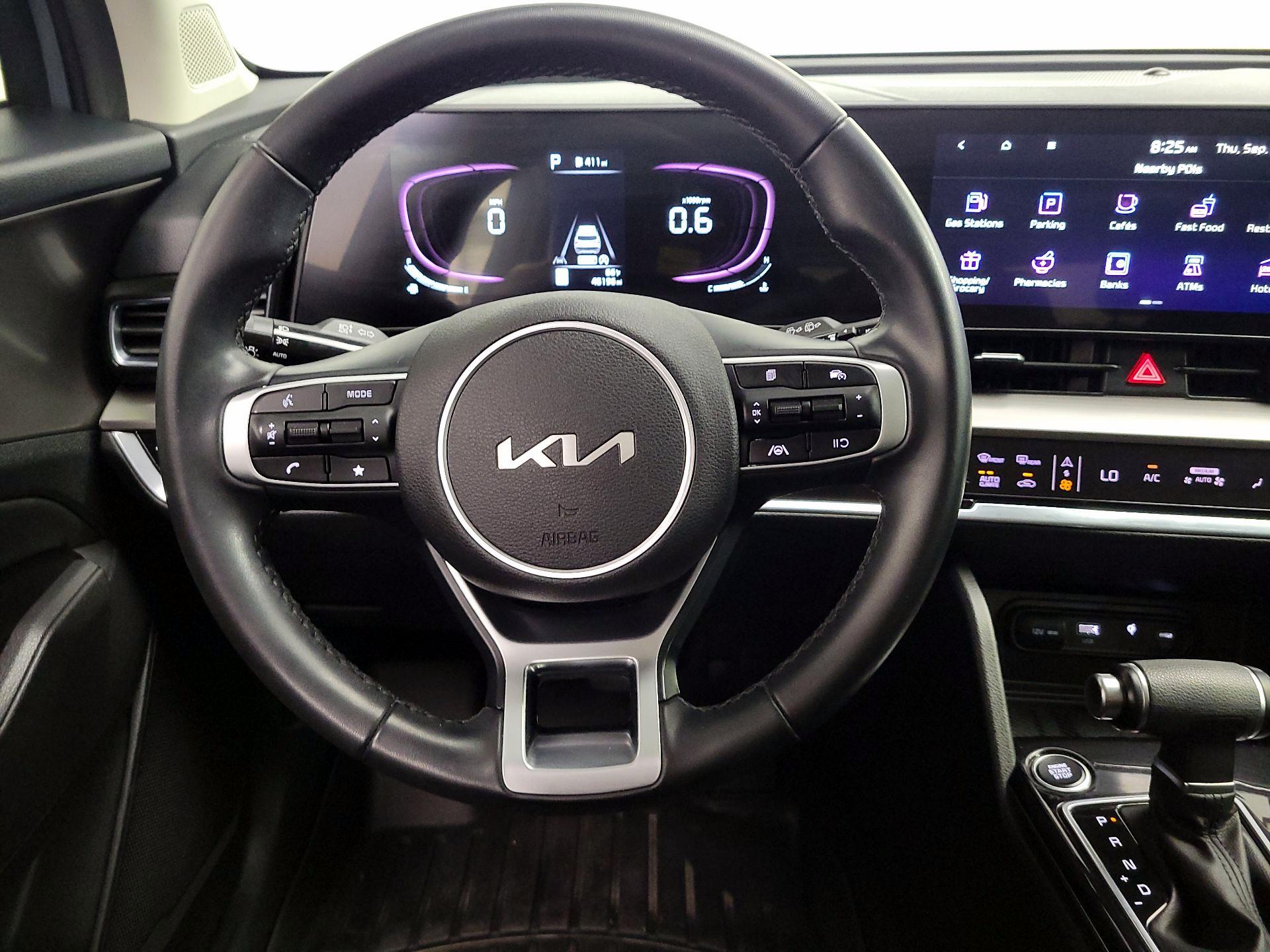 Thumbnail: 2023 Kia Sportage - 10