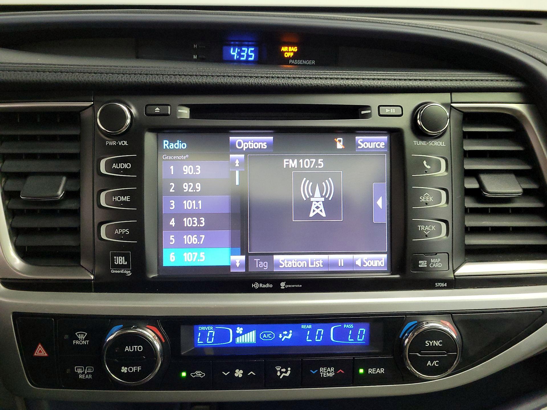 Thumbnail: 2015 Toyota Highlander - 16