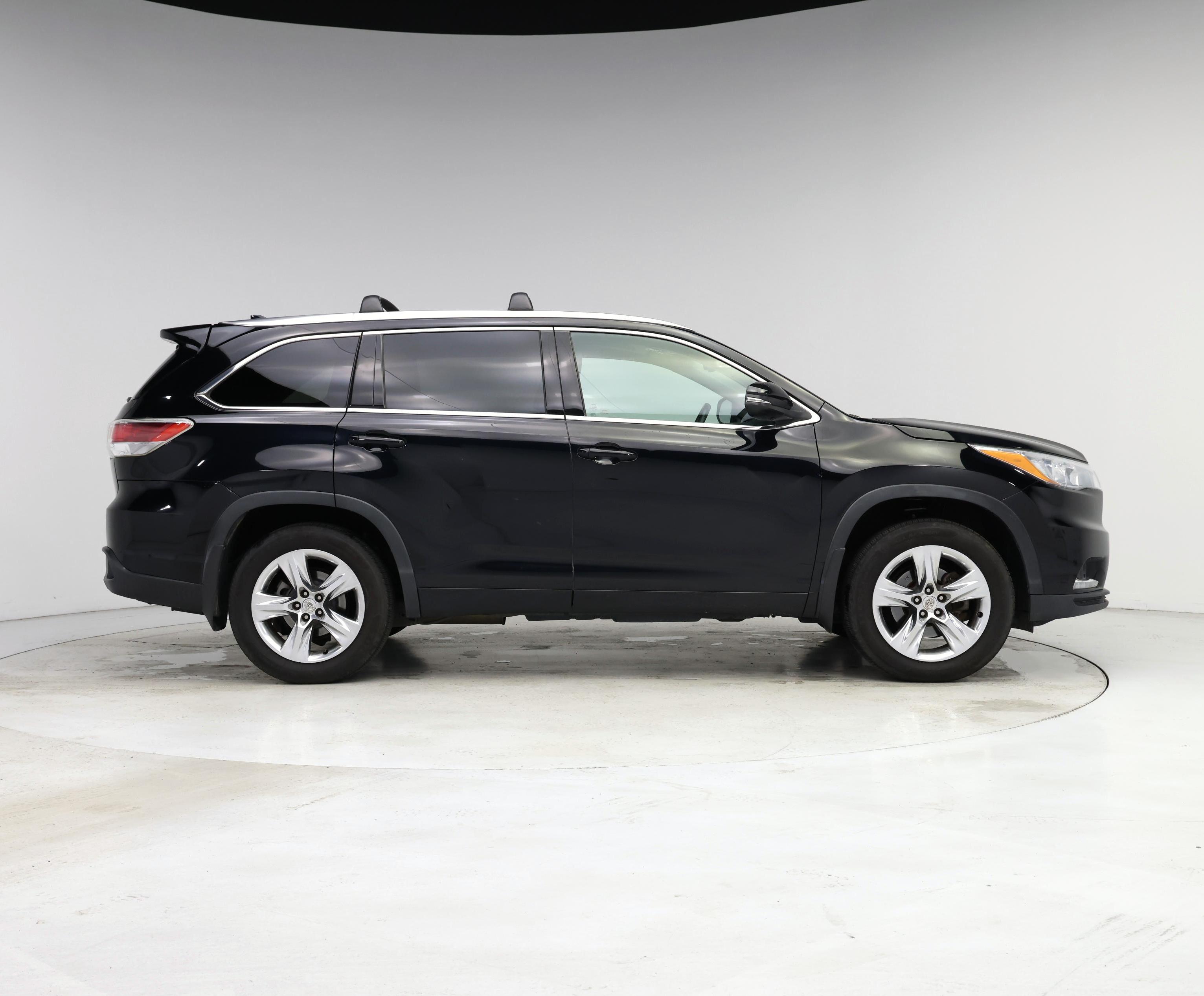 Thumbnail: 2015 Toyota Highlander - 7
