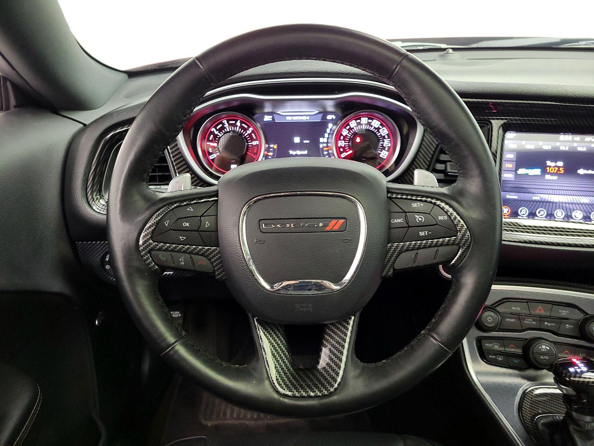 Thumbnail: 2017 Dodge Challenger - 10