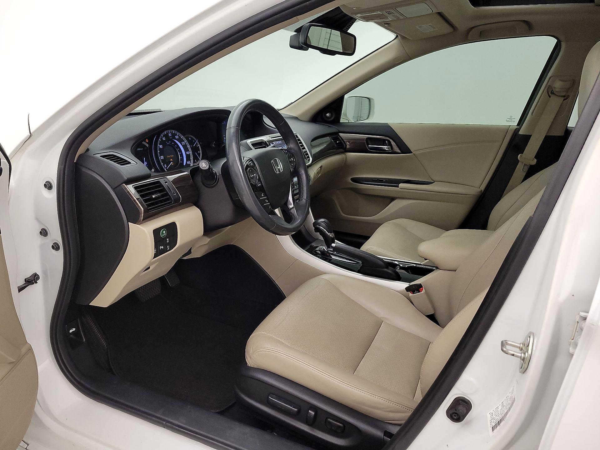 Thumbnail: 2017 Honda Accord - 11